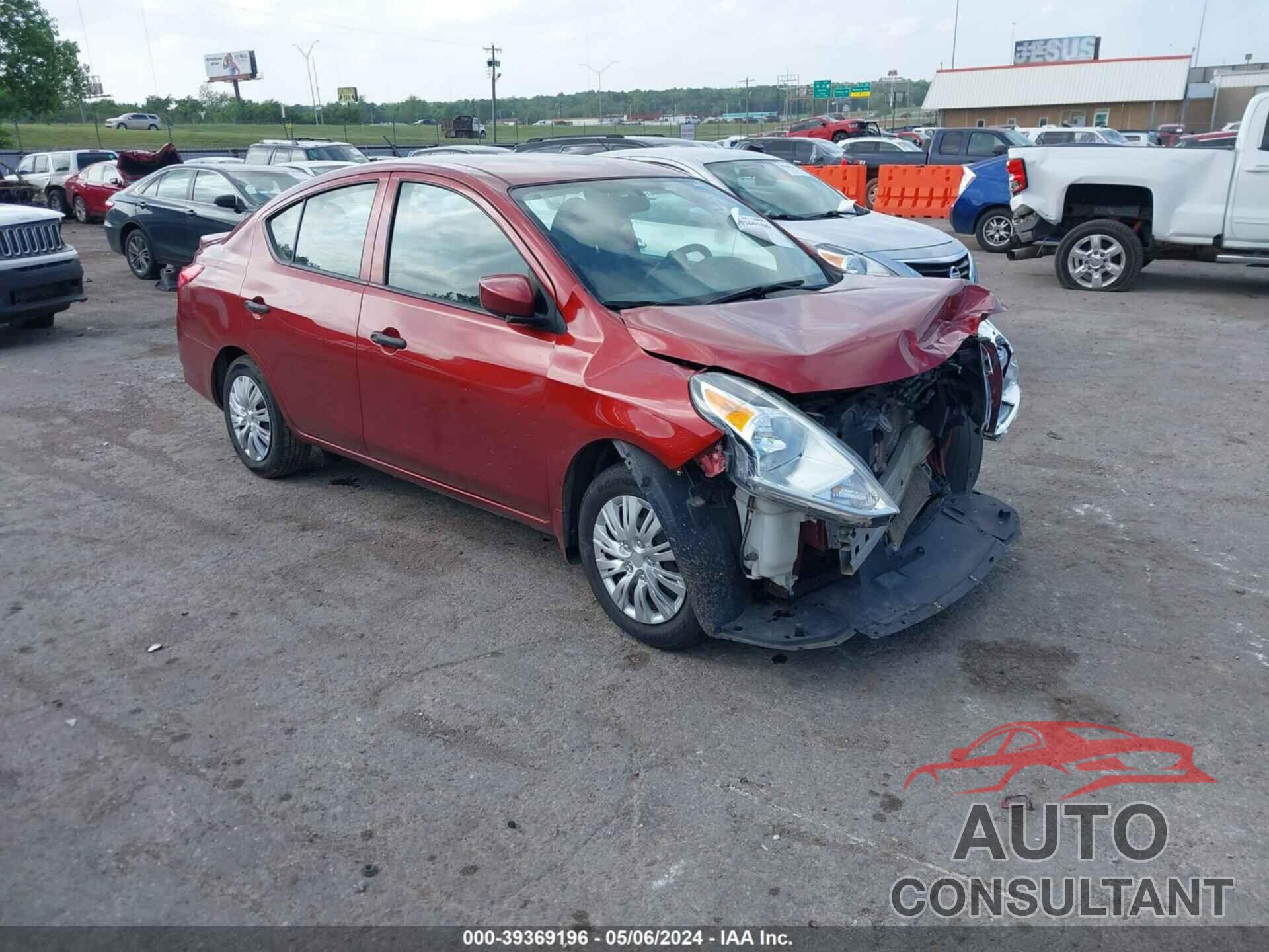 NISSAN VERSA 2017 - 3N1CN7AP1HL853589