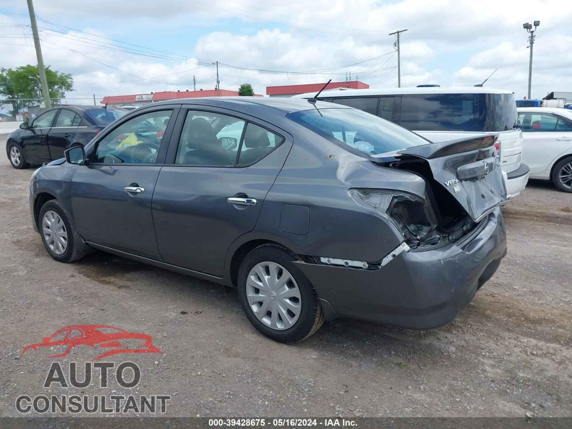 NISSAN VERSA 2017 - 3N1CN7AP3HL850886