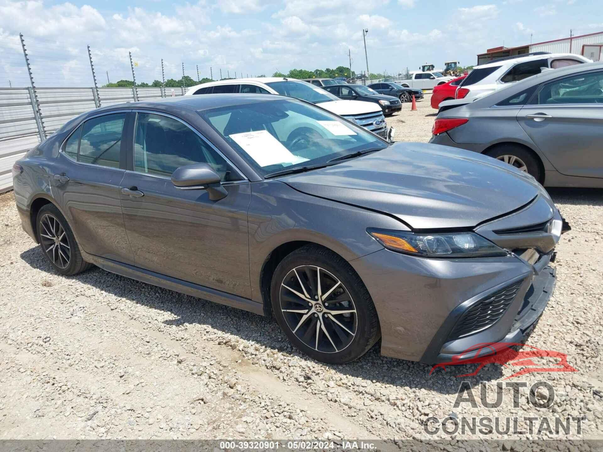 TOYOTA CAMRY 2023 - 4T1G11AK8PU810508