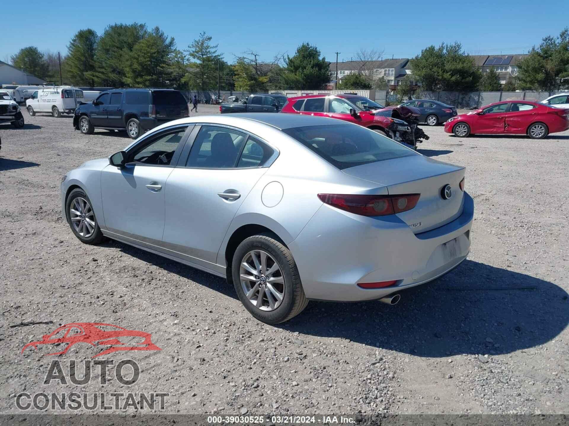 MAZDA MAZDA3 2019 - 3MZBPABL0KM111422