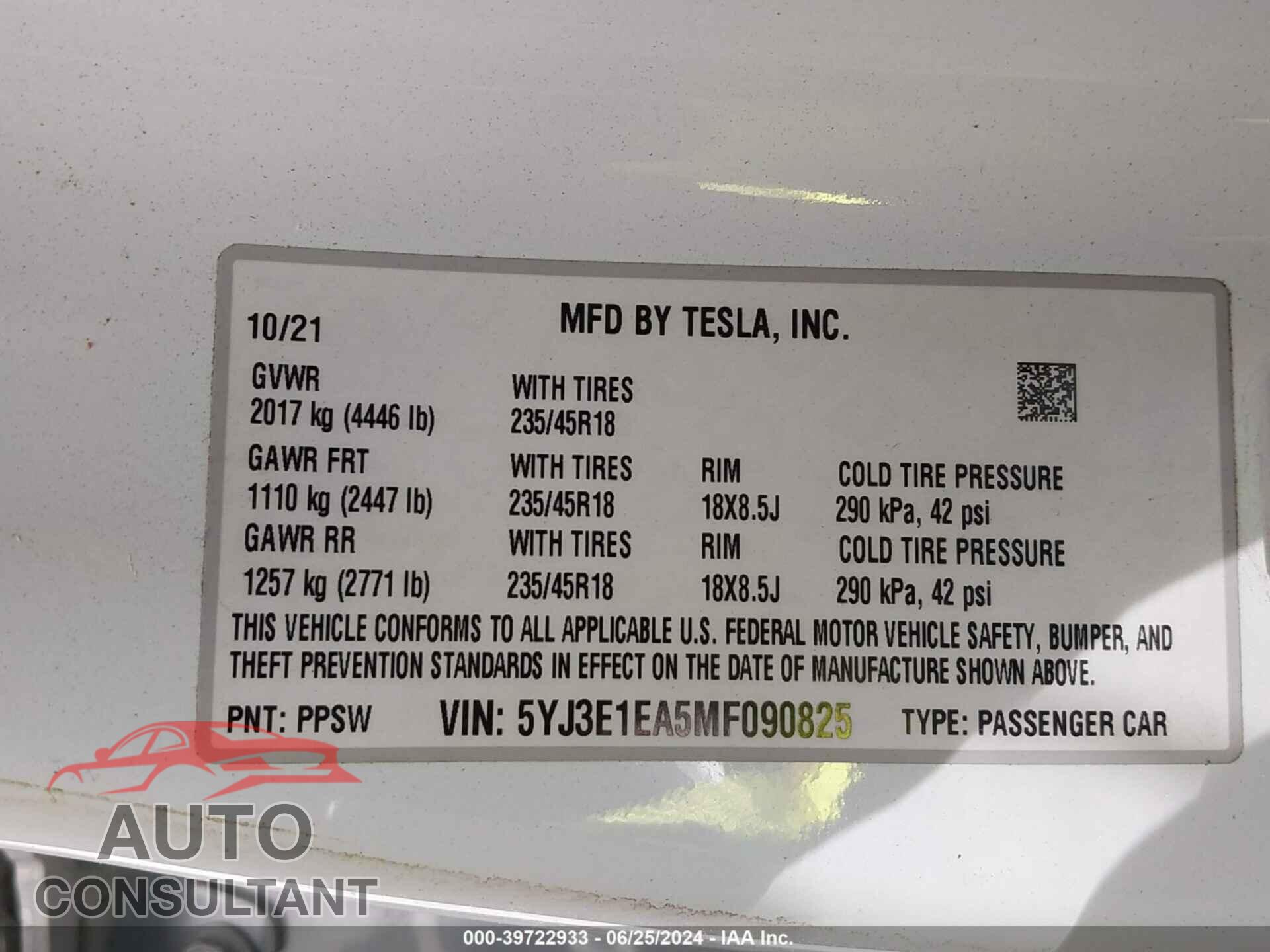 TESLA MODEL 3 2021 - 5YJ3E1EA5MF090825