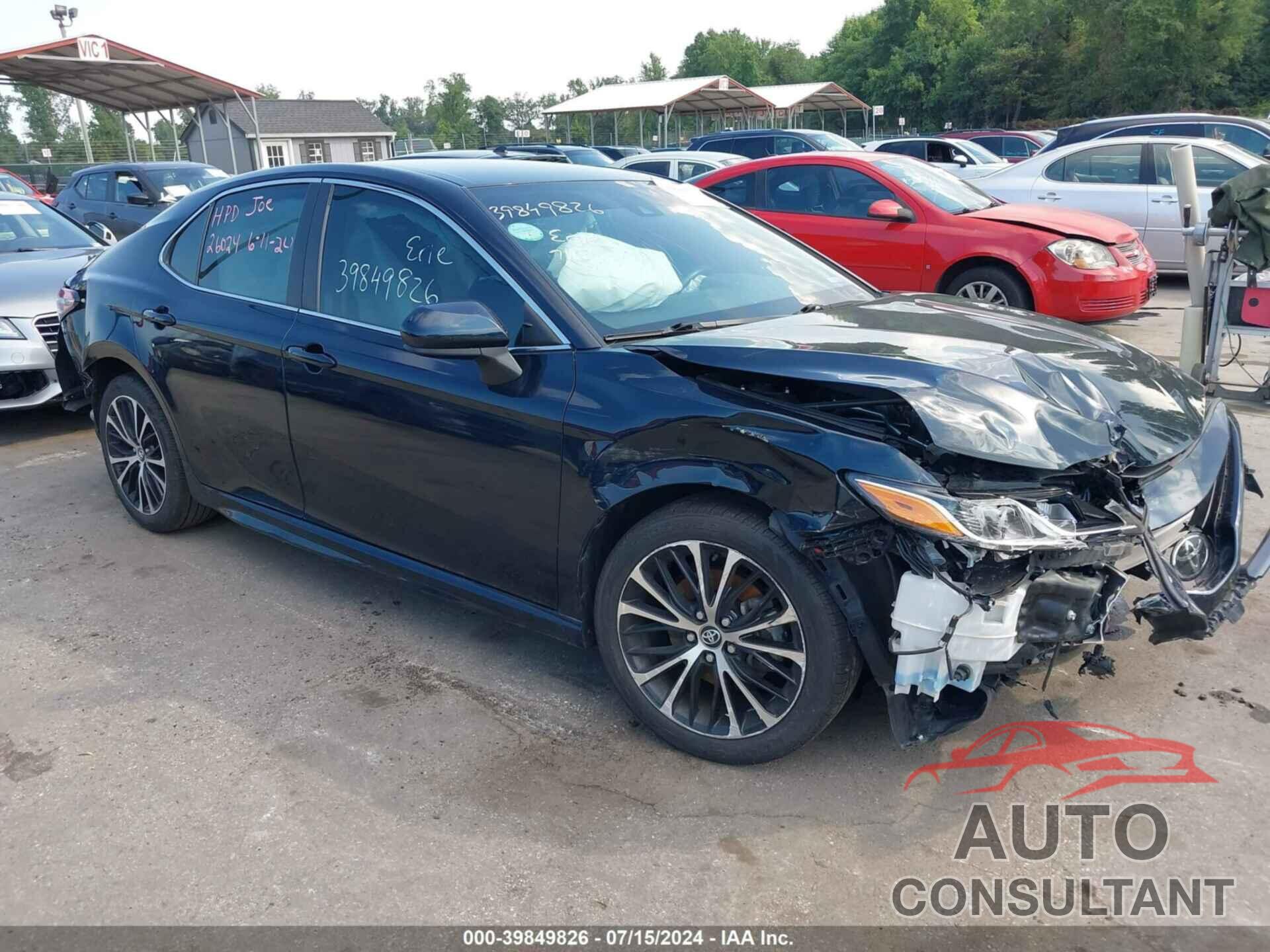 TOYOTA CAMRY 2020 - 4T1G11AK1LU860645