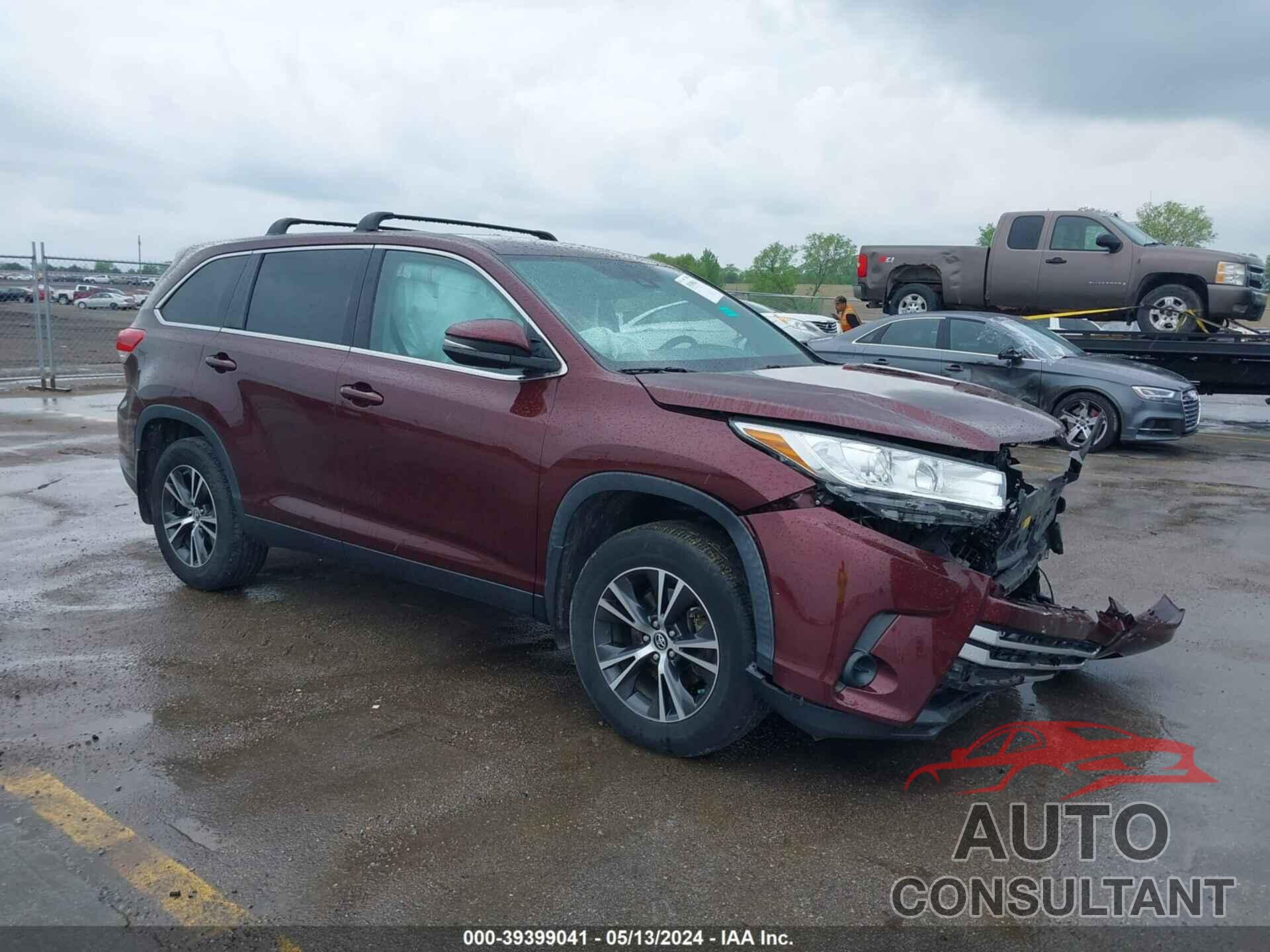 TOYOTA HIGHLANDER 2019 - 5TDBZRFH0KS964324