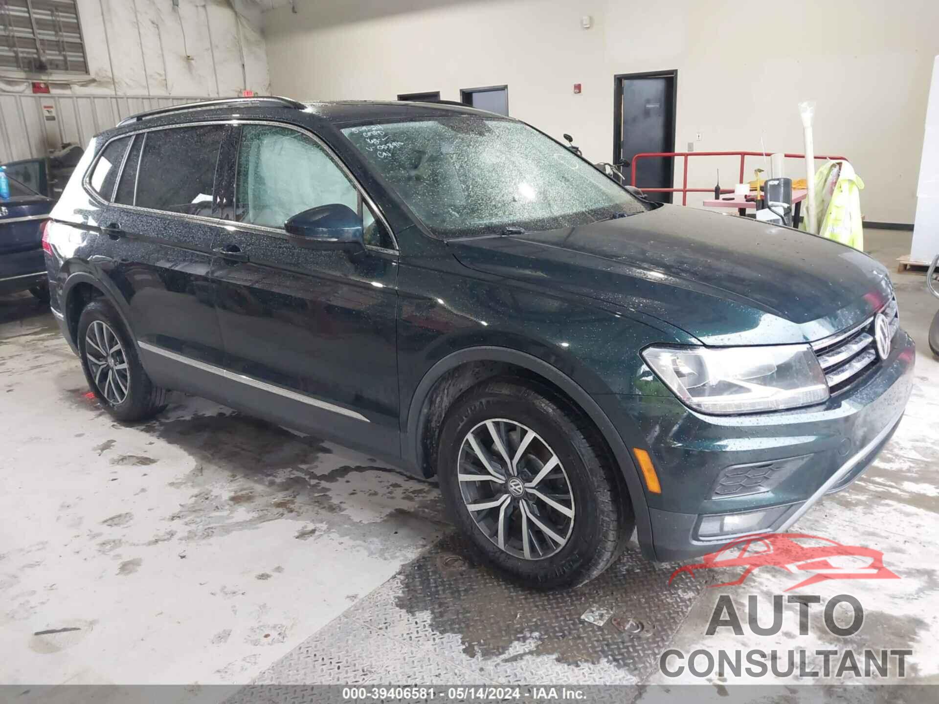 VOLKSWAGEN TIGUAN 2018 - 3VV3B7AX8JM008410