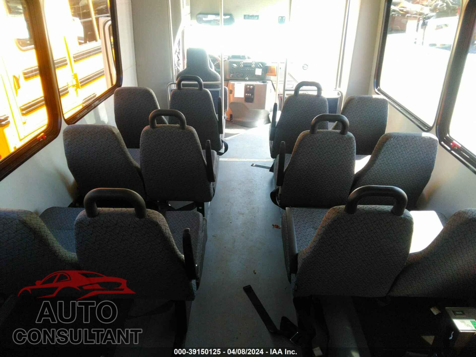 FORD E-350 CUTAWAY 2017 - 1FDEE3FS4HDC24924