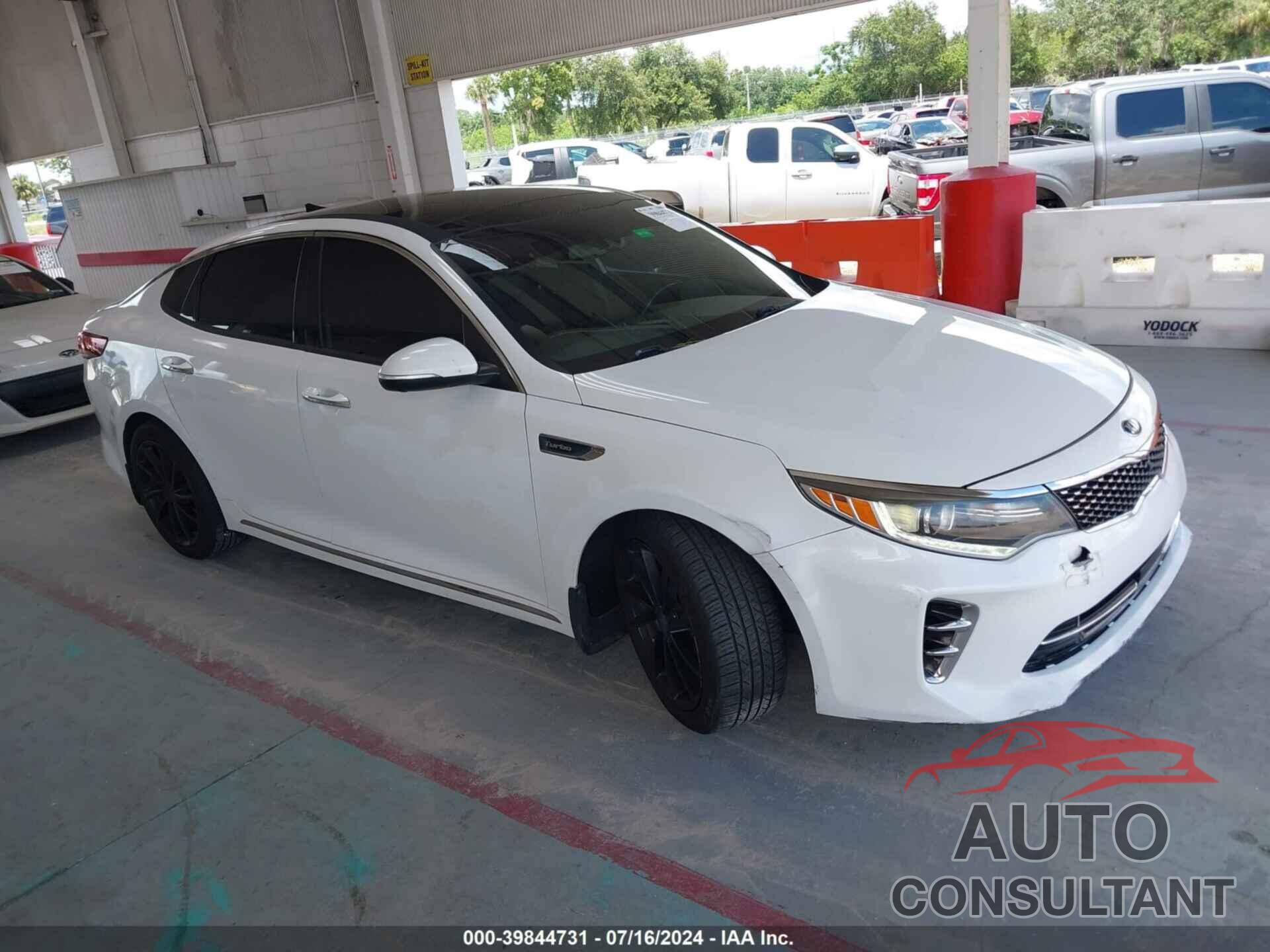 KIA OPTIMA 2016 - 5XXGV4L25GG115979