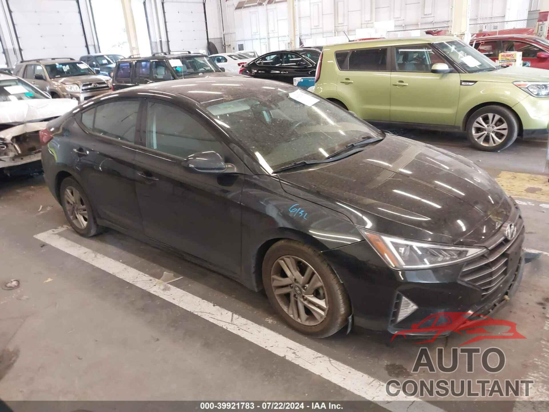 HYUNDAI ELANTRA 2019 - 5NPD84LF2KH456668