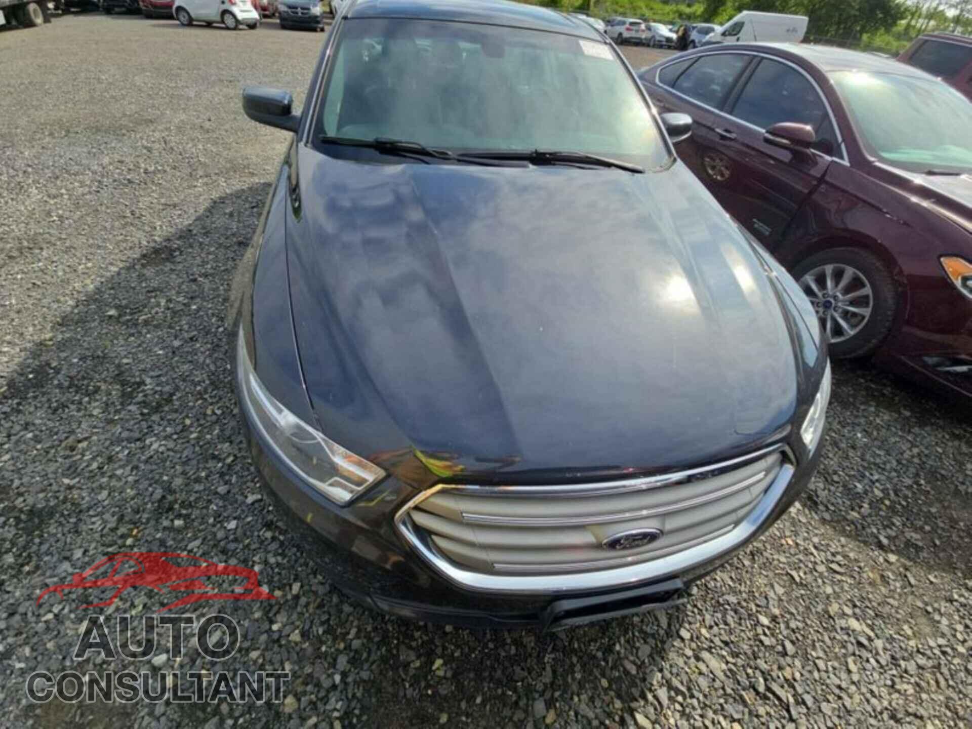 FORD TAURUS 2017 - 1FAHP2E85HG121463