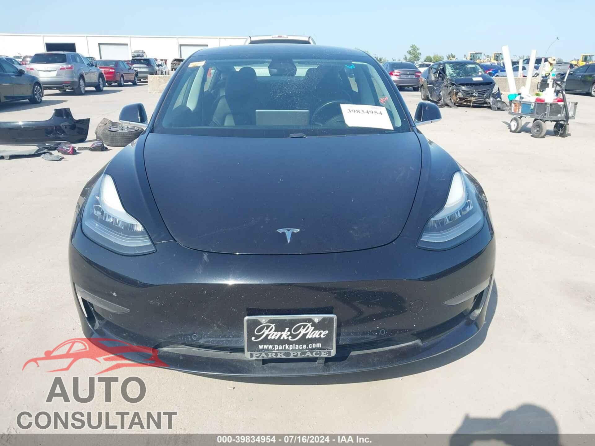 TESLA MODEL 3 2018 - 5YJ3E1EB7JF103787