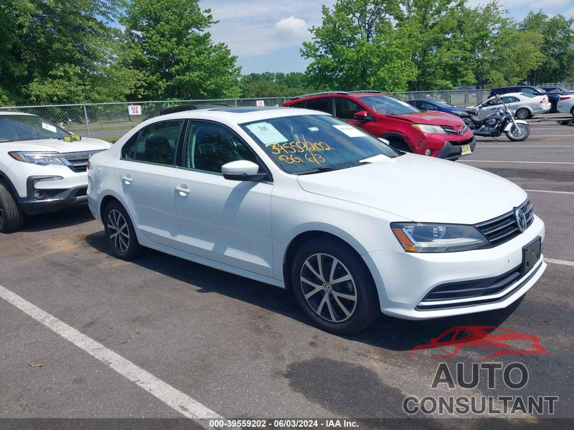 VOLKSWAGEN JETTA 2017 - 3VWDB7AJ8HM270126