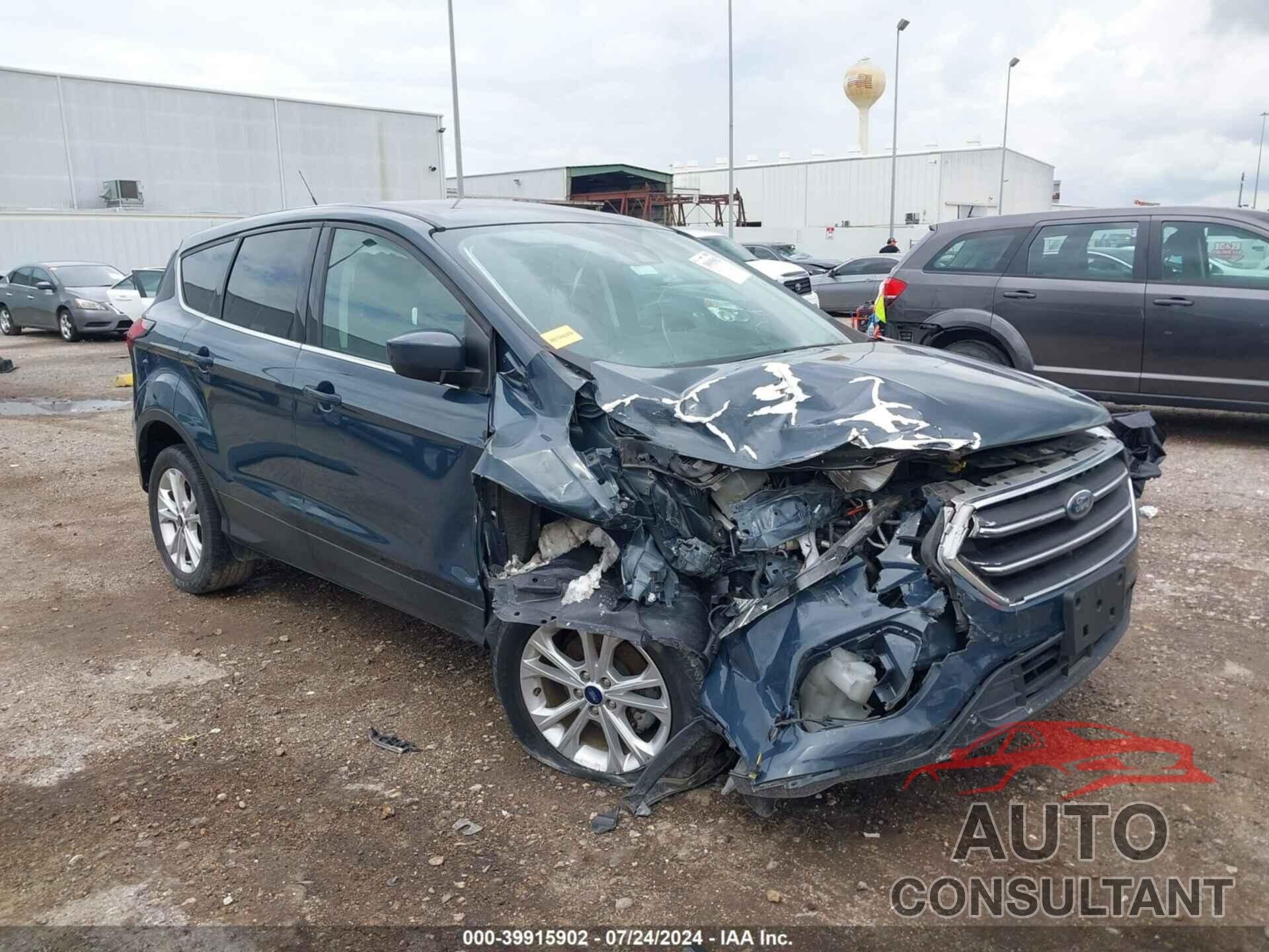 FORD ESCAPE 2019 - 1FMCU0GD0KUB11388