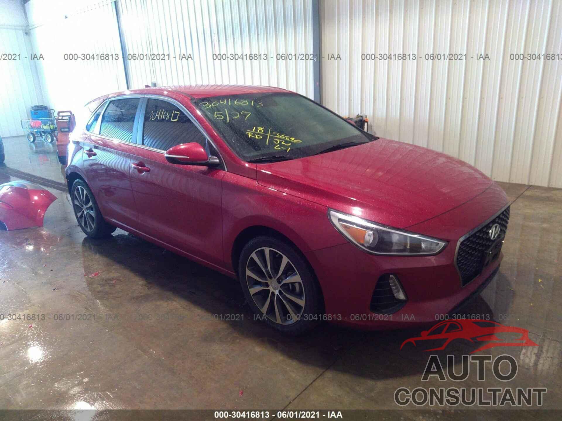 HYUNDAI ELANTRA GT 2018 - KMHH35LE3JU079166