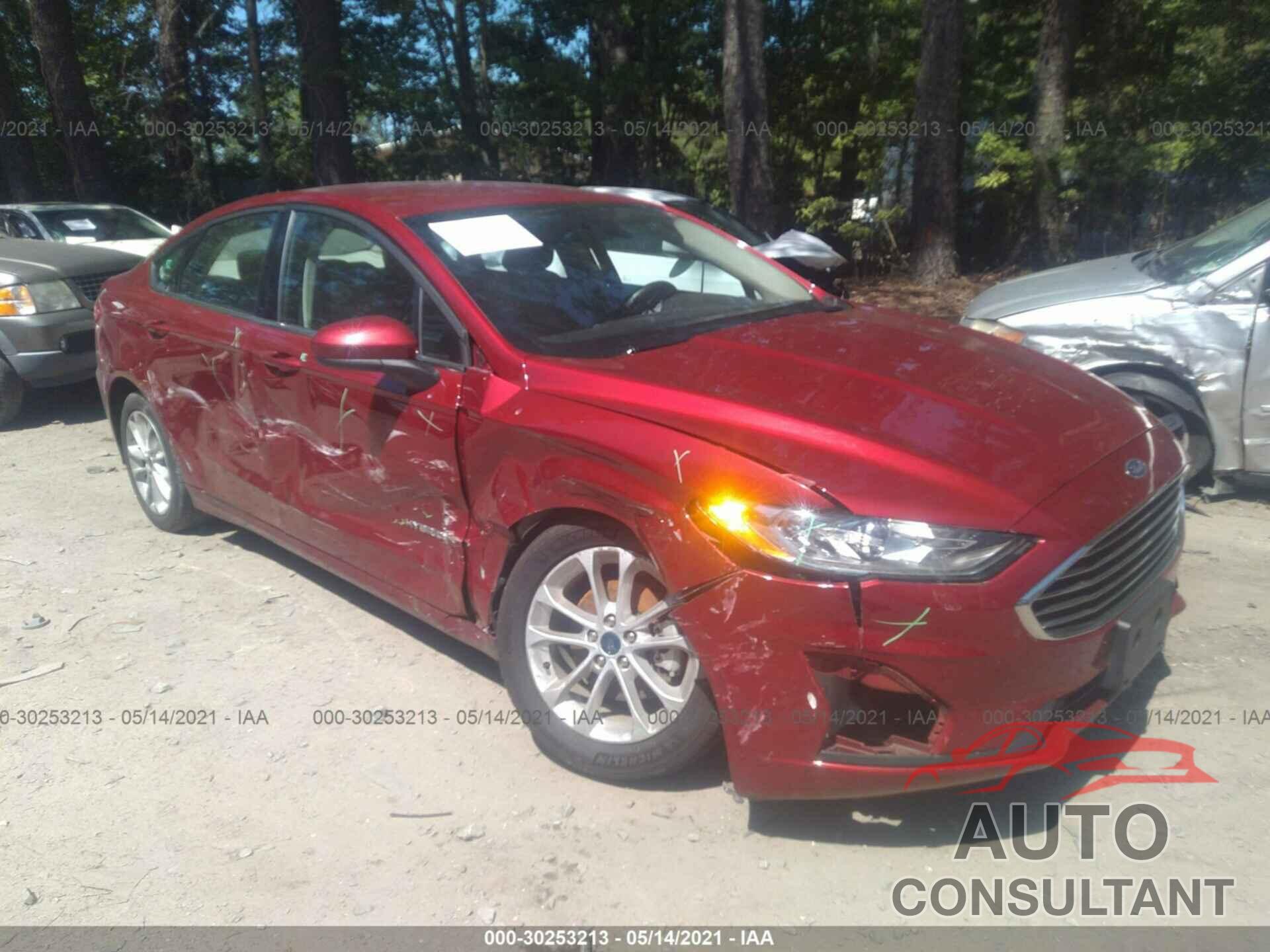 FORD FUSION HYBRID 2019 - 3FA6P0LU3KR205485