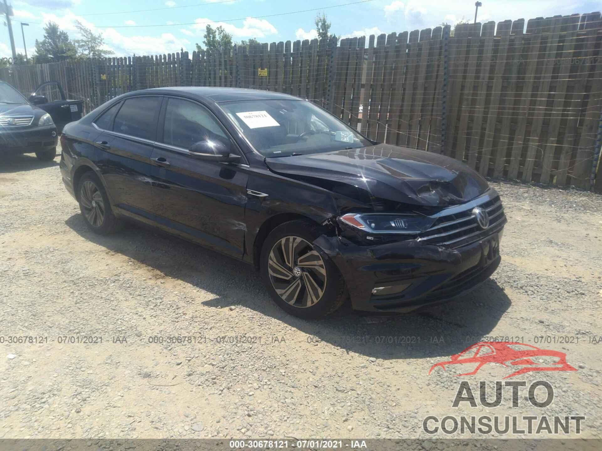 VOLKSWAGEN JETTA 2019 - 3VWG57BU0KM033215