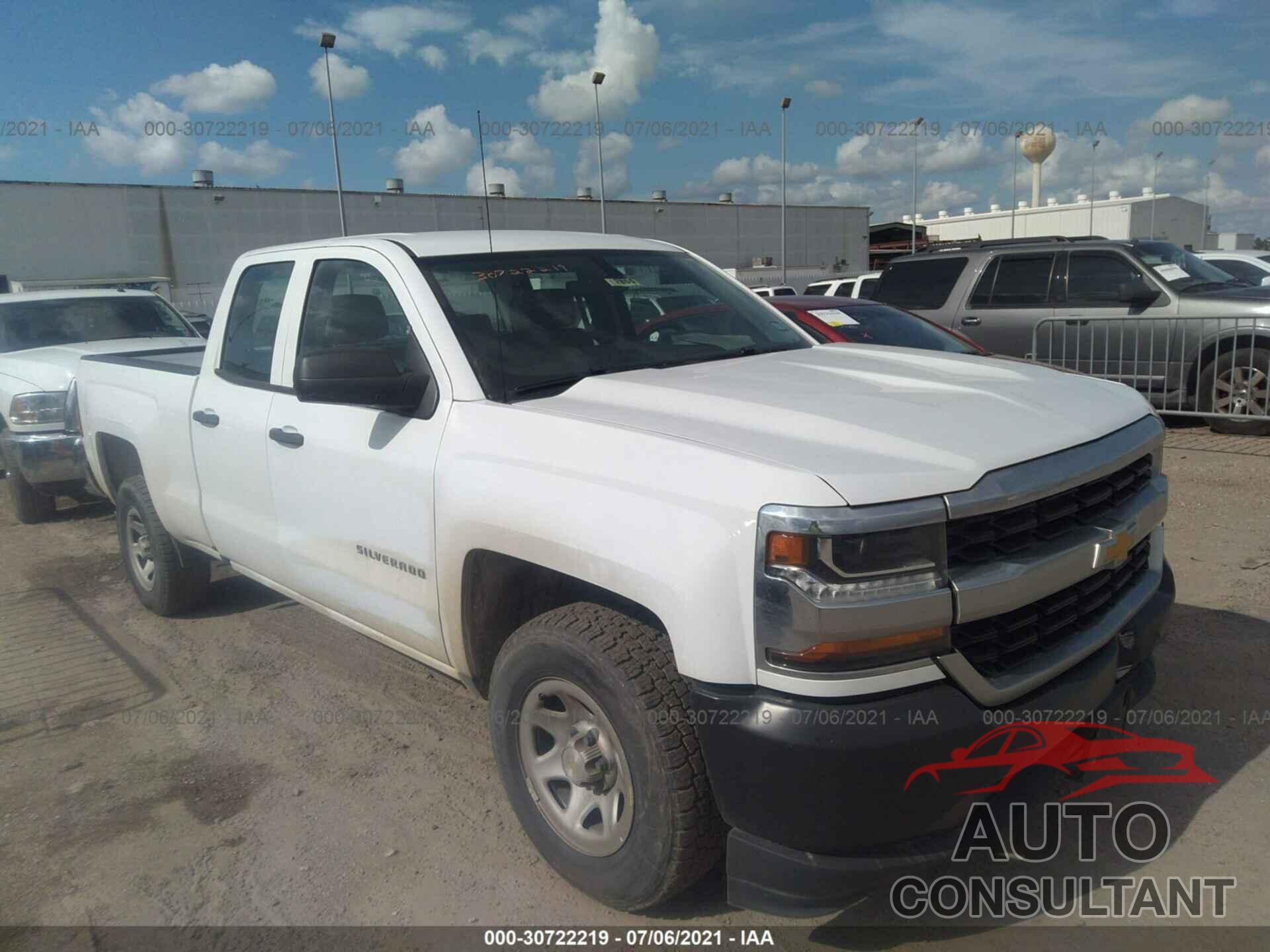 CHEVROLET SILVERADO 1500 2017 - 1GCRCNEH4HZ332394