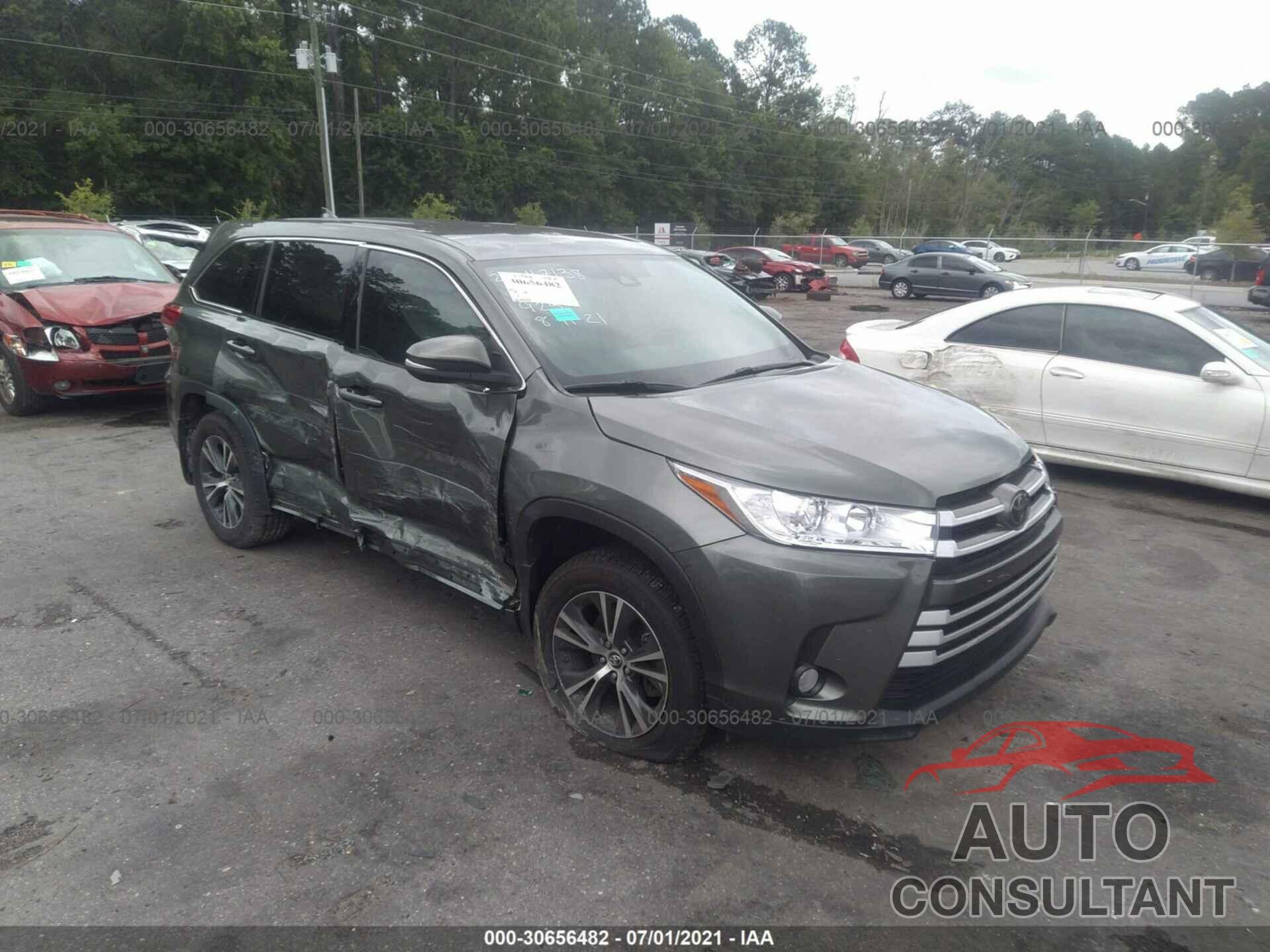TOYOTA HIGHLANDER 2018 - 5TDZZRFH1JS248061