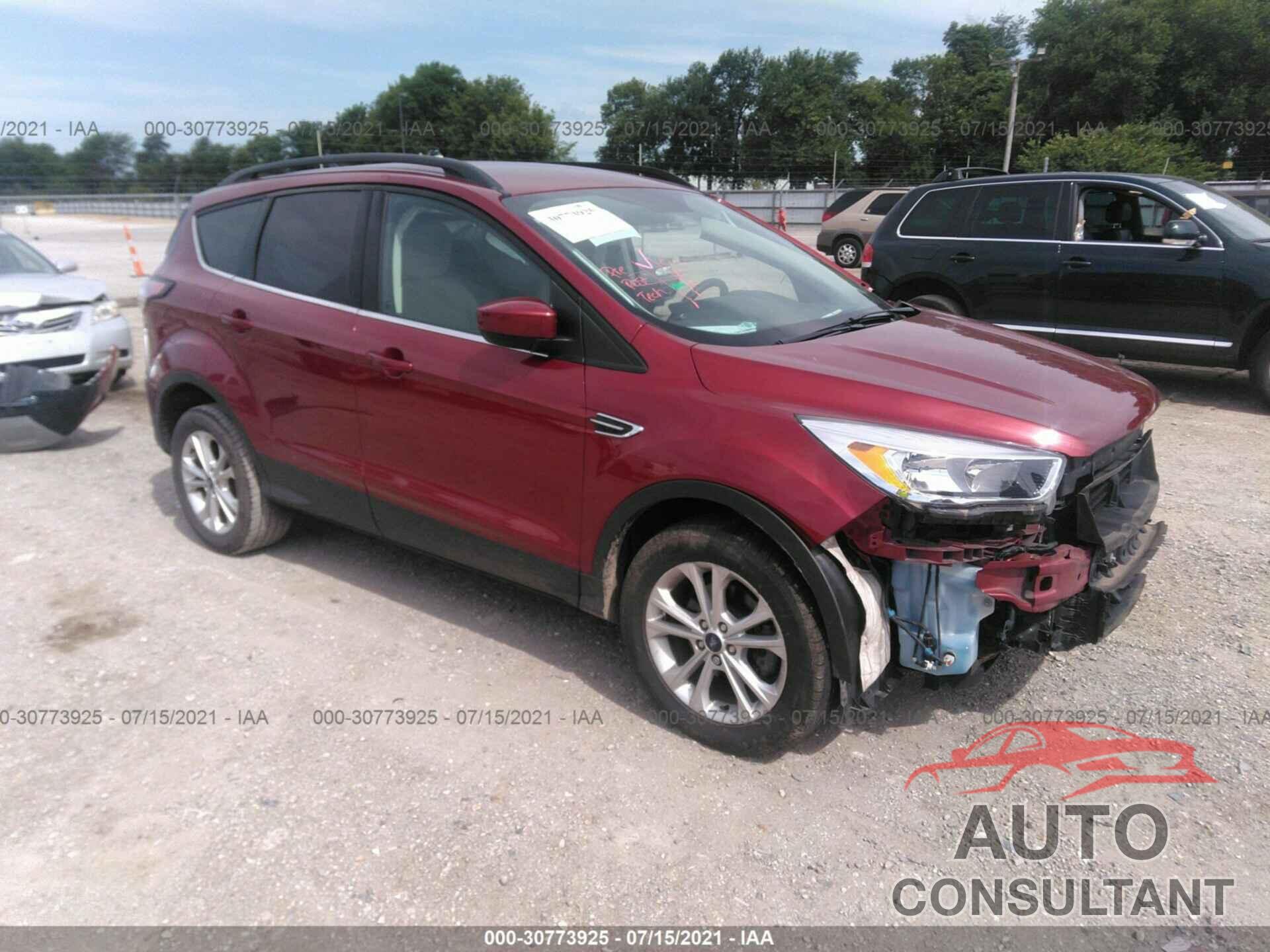 FORD ESCAPE 2018 - 1FMCU0GD3JUD03371