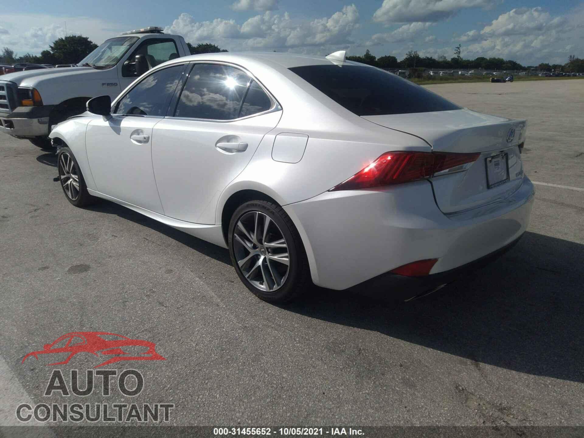 LEXUS IS 2020 - JTHAA1D20L5106649