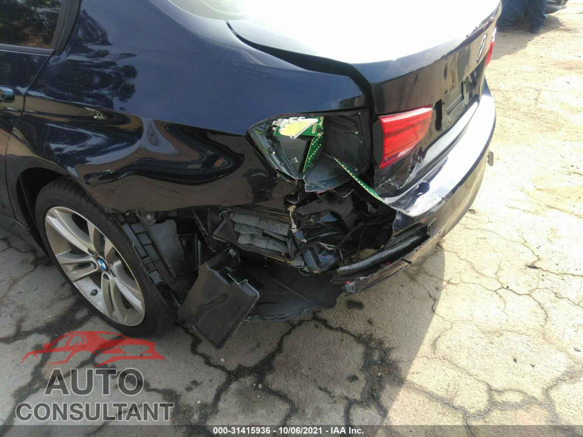 BMW 3 SERIES 2016 - WBA8E9G53GNU30254