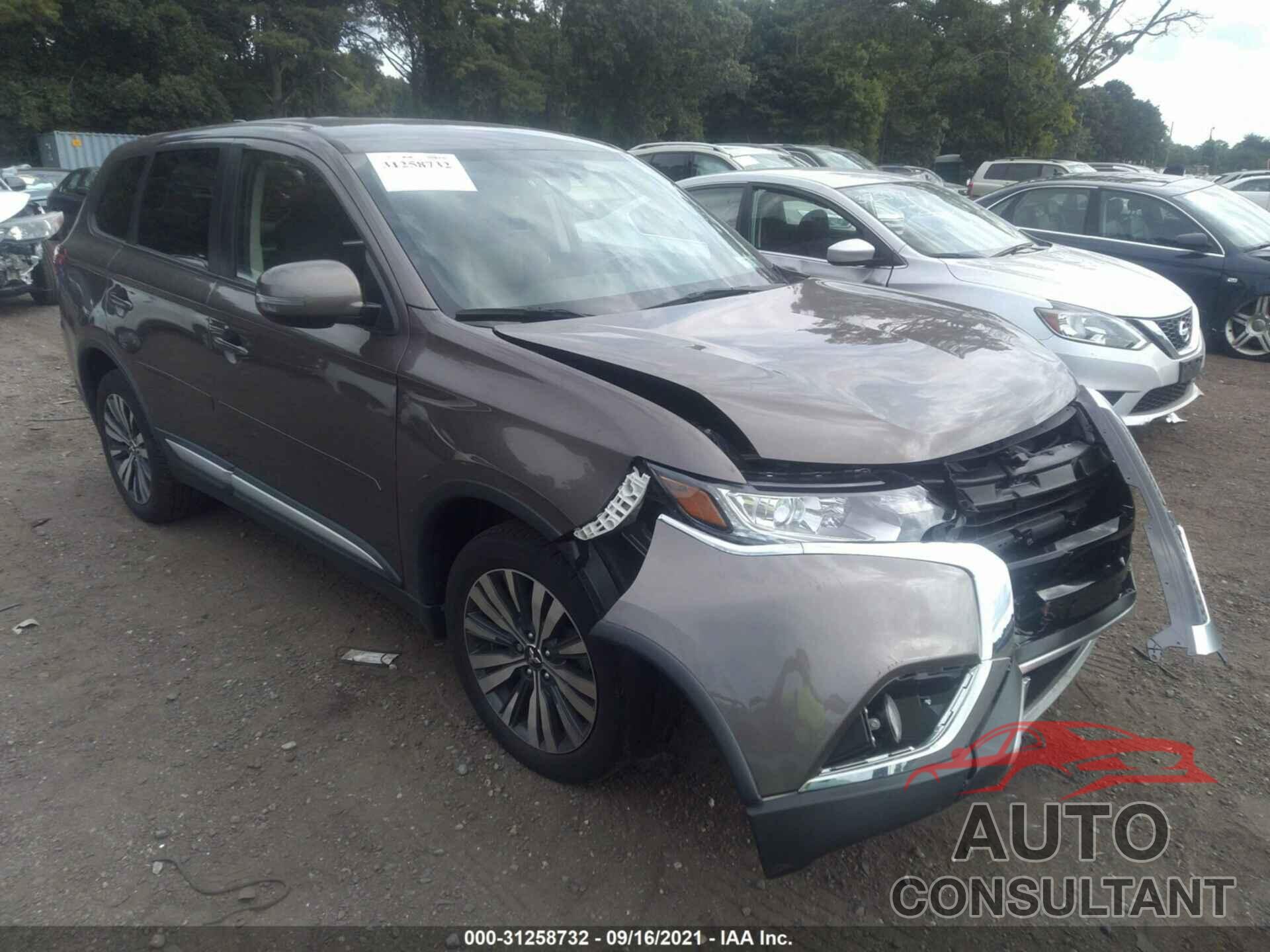 MITSUBISHI OUTLANDER 2019 - JA4AZ3A3XKZ021807