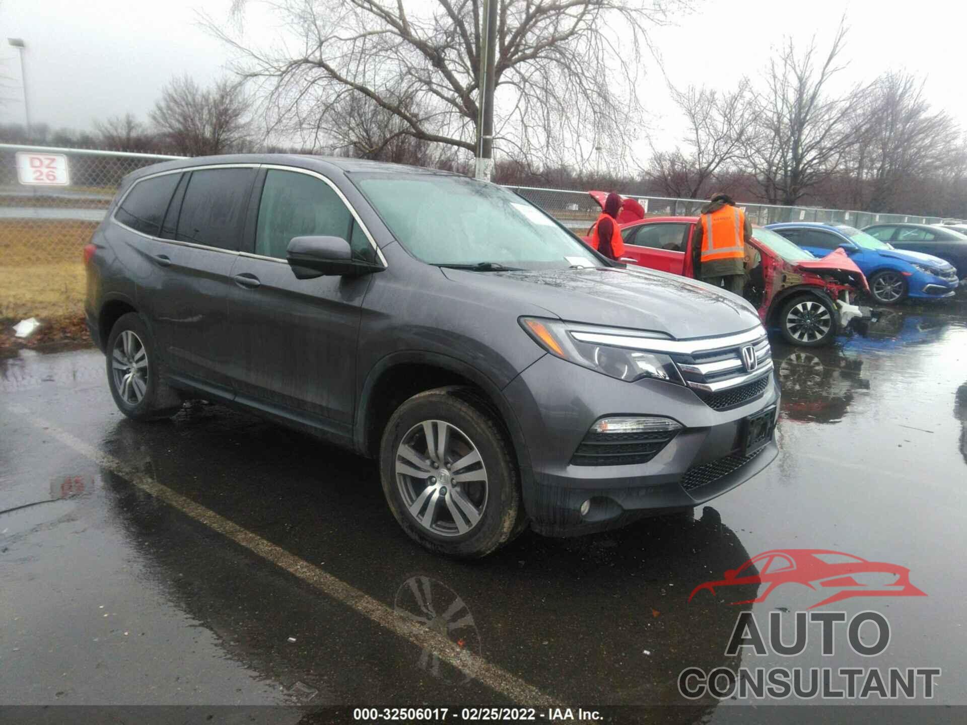 HONDA PILOT 2017 - 5FNYF6H55HB063192