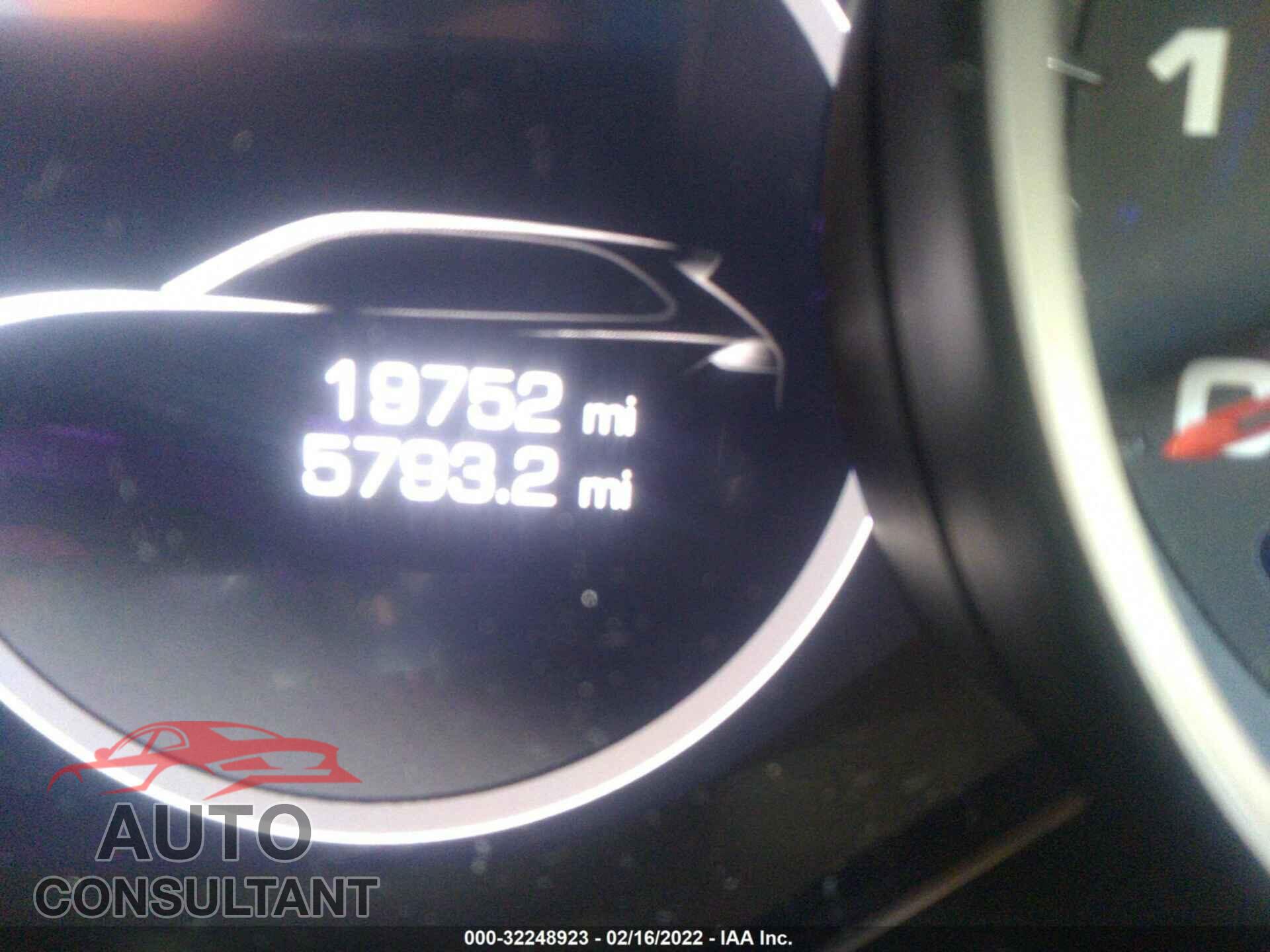 PORSCHE CAYENNE 2019 - WP1AA2AY8KDA09248