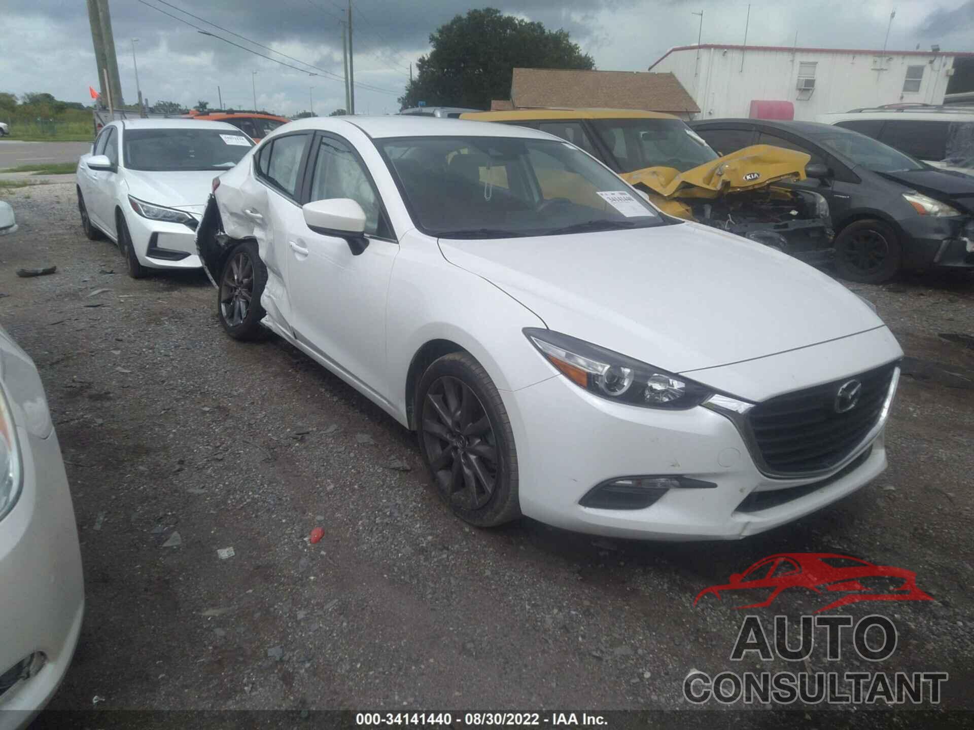 MAZDA MAZDA3 4-DOOR 2018 - 3MZBN1V35JM196385
