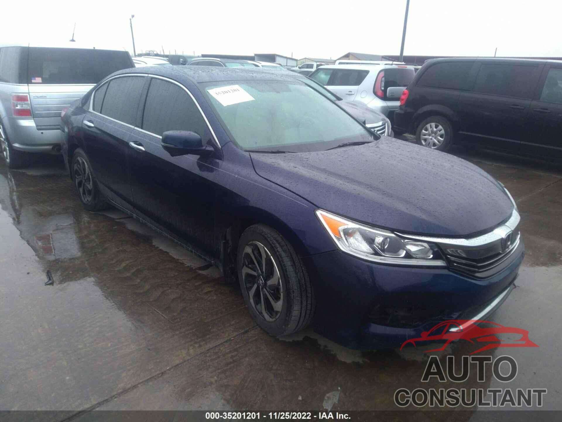 HONDA ACCORD SEDAN 2017 - 1HGCR3F8XHA009703