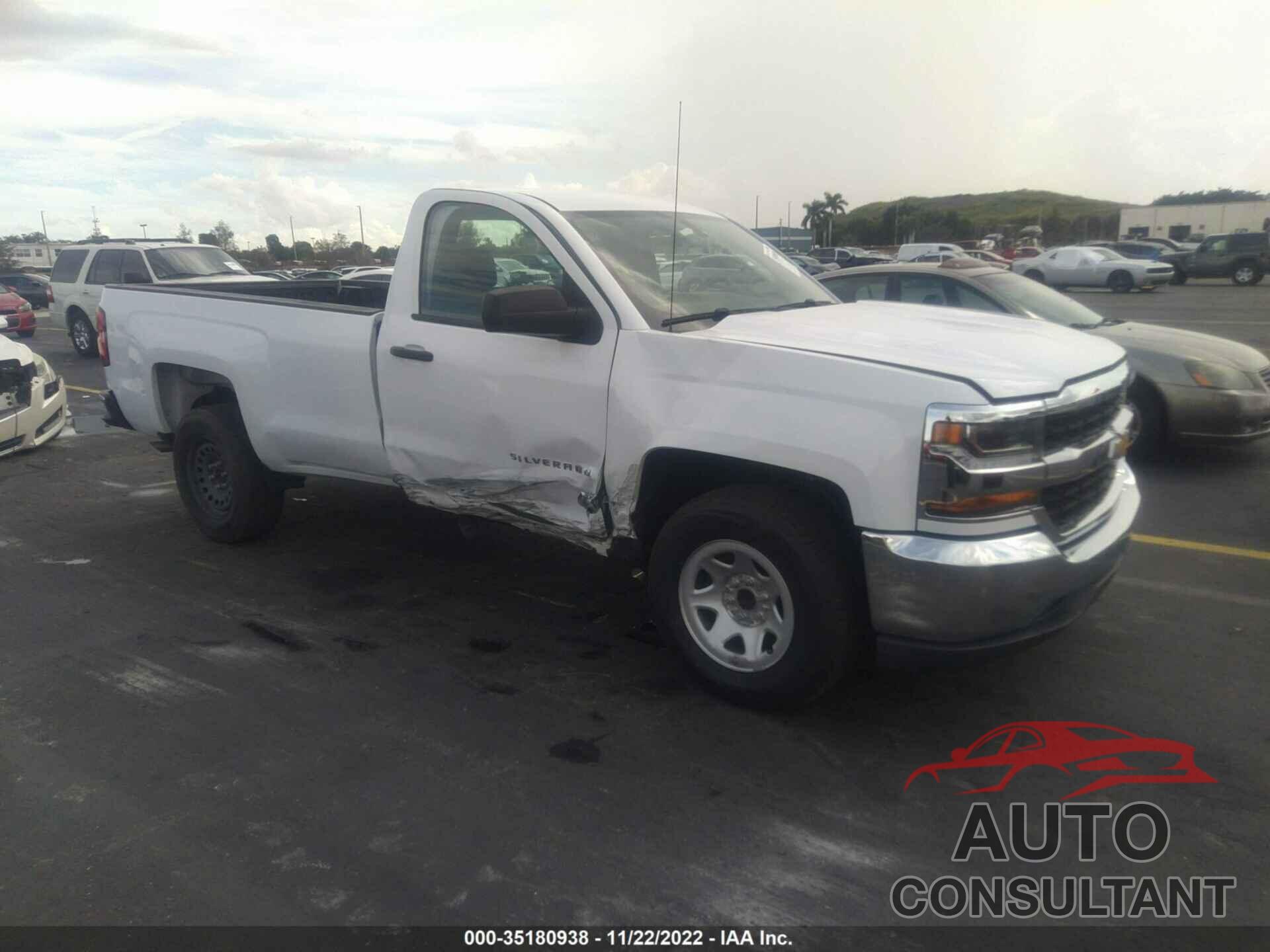 CHEVROLET SILVERADO 1500 2018 - 1GCNCNEC2JZ906337
