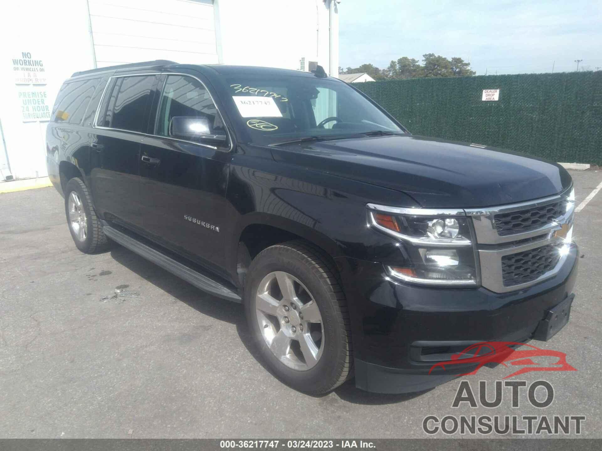 CHEVROLET SUBURBAN 2016 - 1GNSKHKC5GR272579