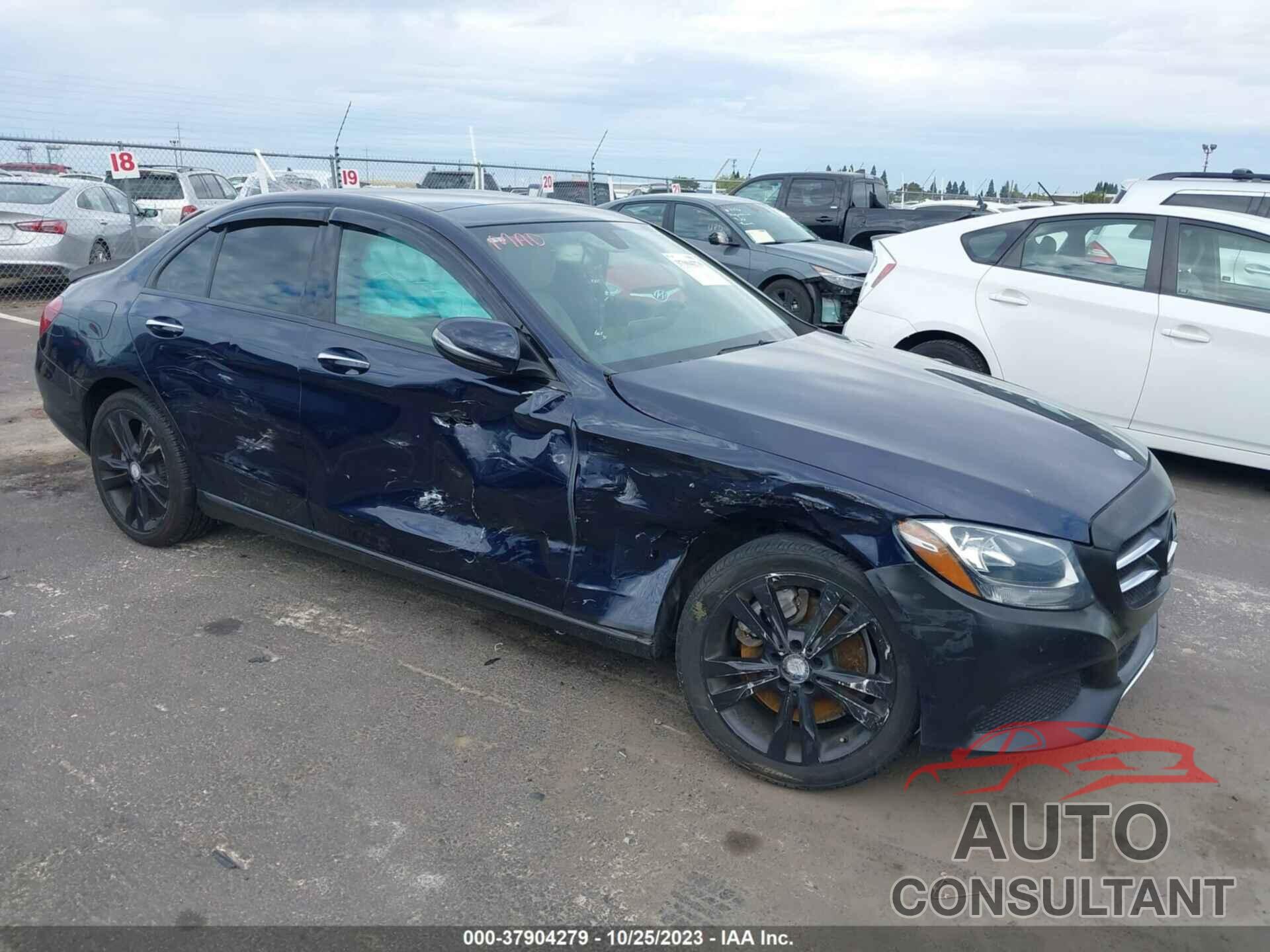 MERCEDES-BENZ C-CLASS 2016 - 55SWF4JB7GU171709
