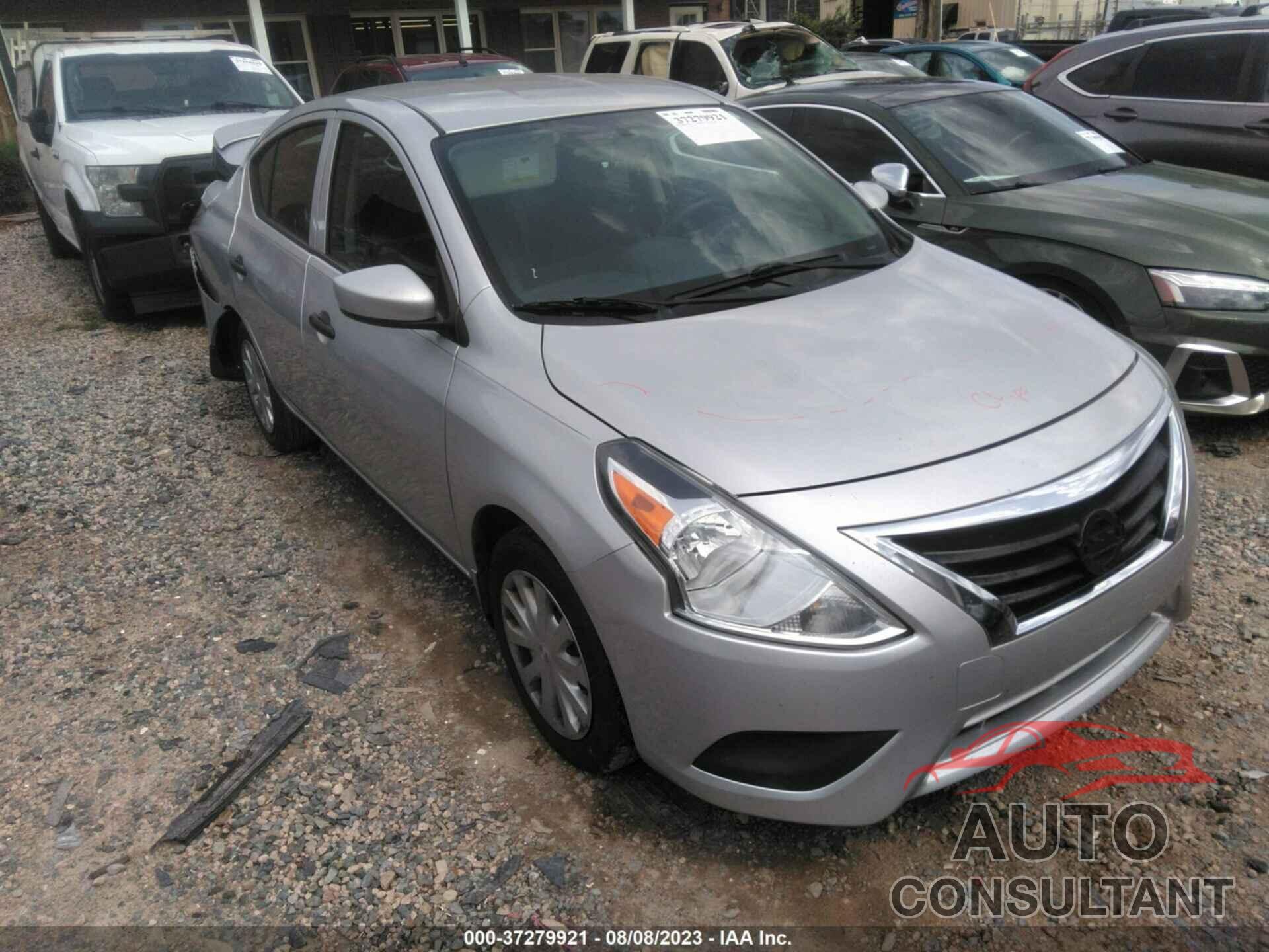 NISSAN VERSA 2017 - 3N1CN7AP6HL860537