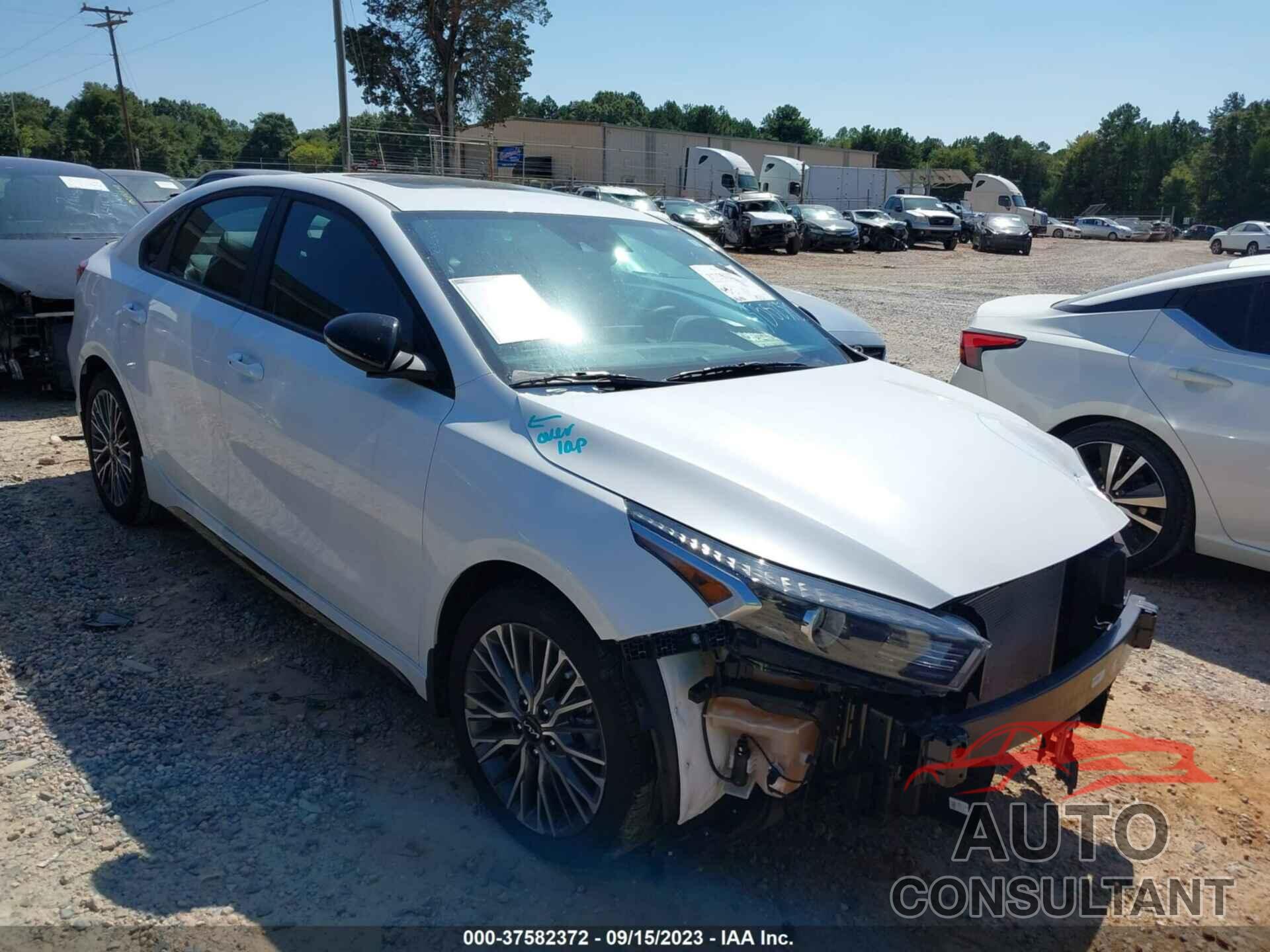 KIA FORTE 2023 - 3KPF54AD4PE619156