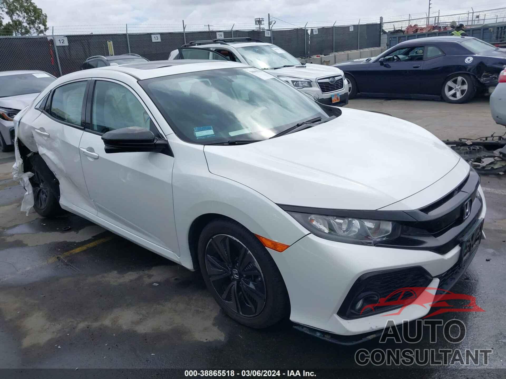 HONDA CIVIC 2018 - SHHFK7H50JU401031