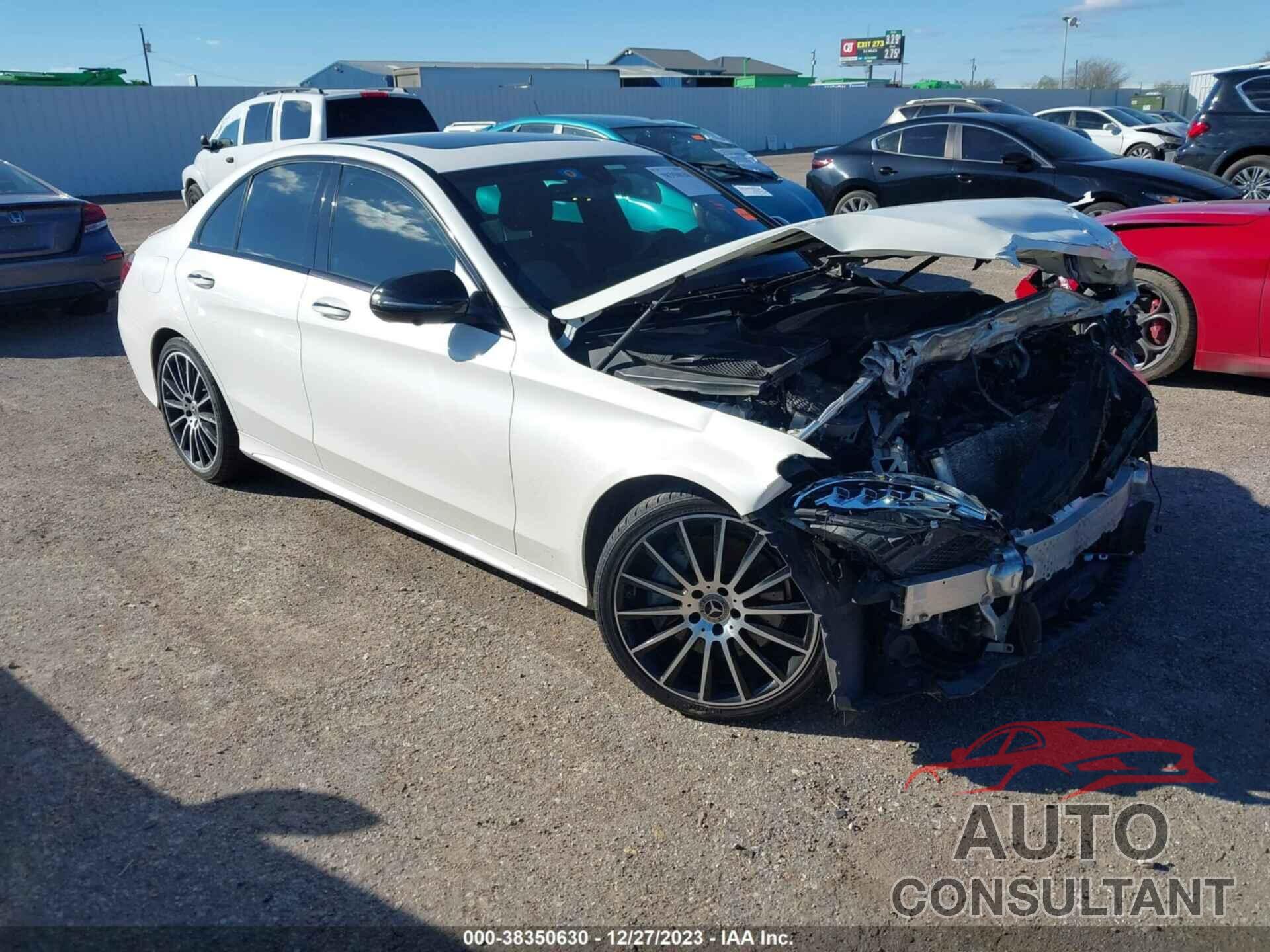 MERCEDES-BENZ C 300 2019 - 55SWF8DB4KU320654