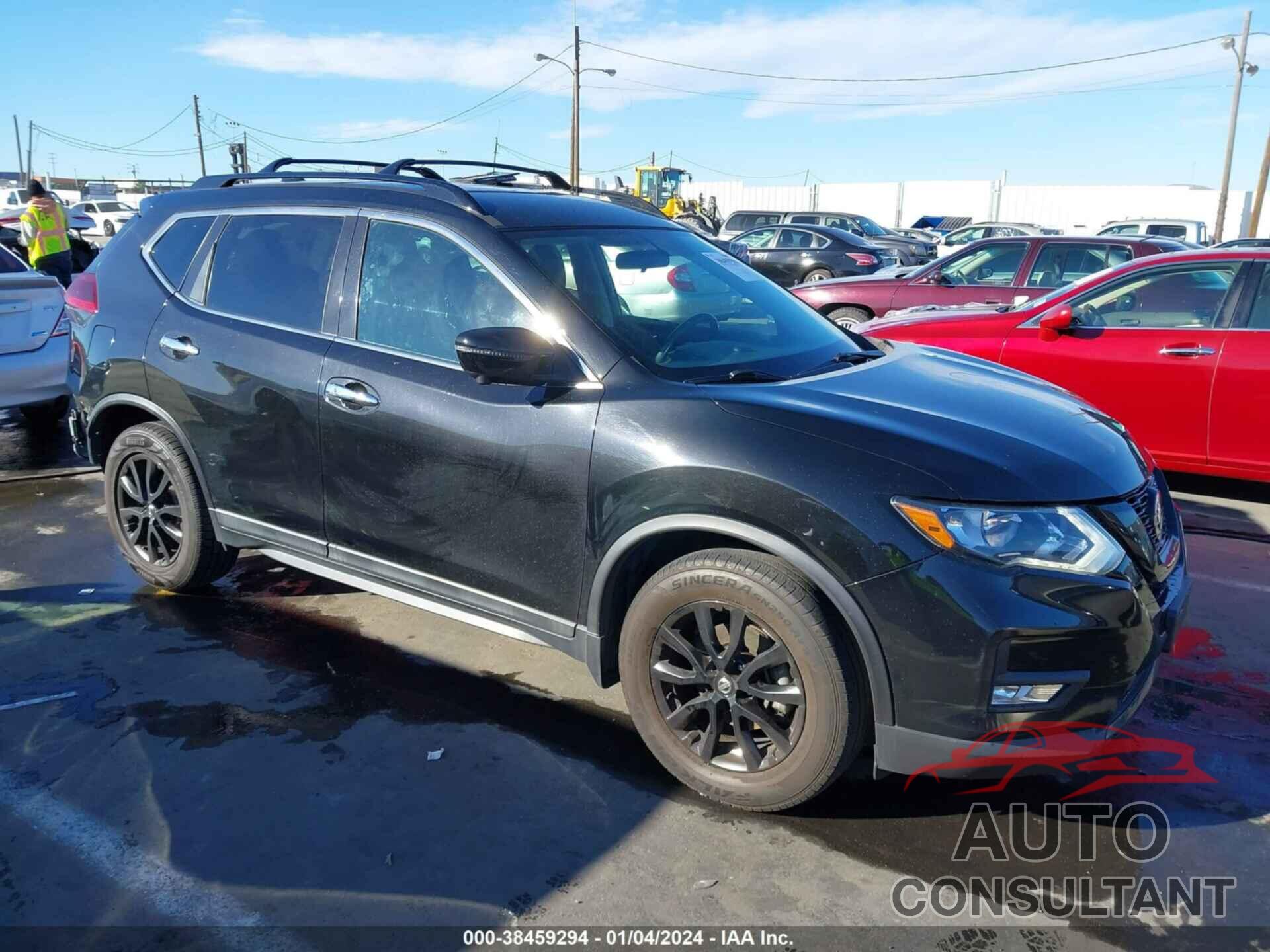 NISSAN ROGUE 2018 - 5N1AT2MT0JC725864