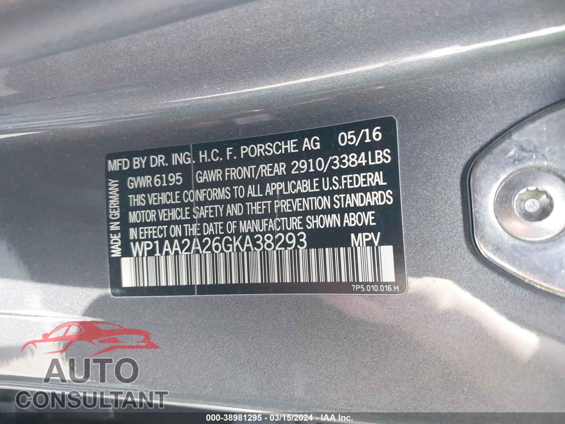 PORSCHE CAYENNE 2016 - WP1AA2A26GKA38293