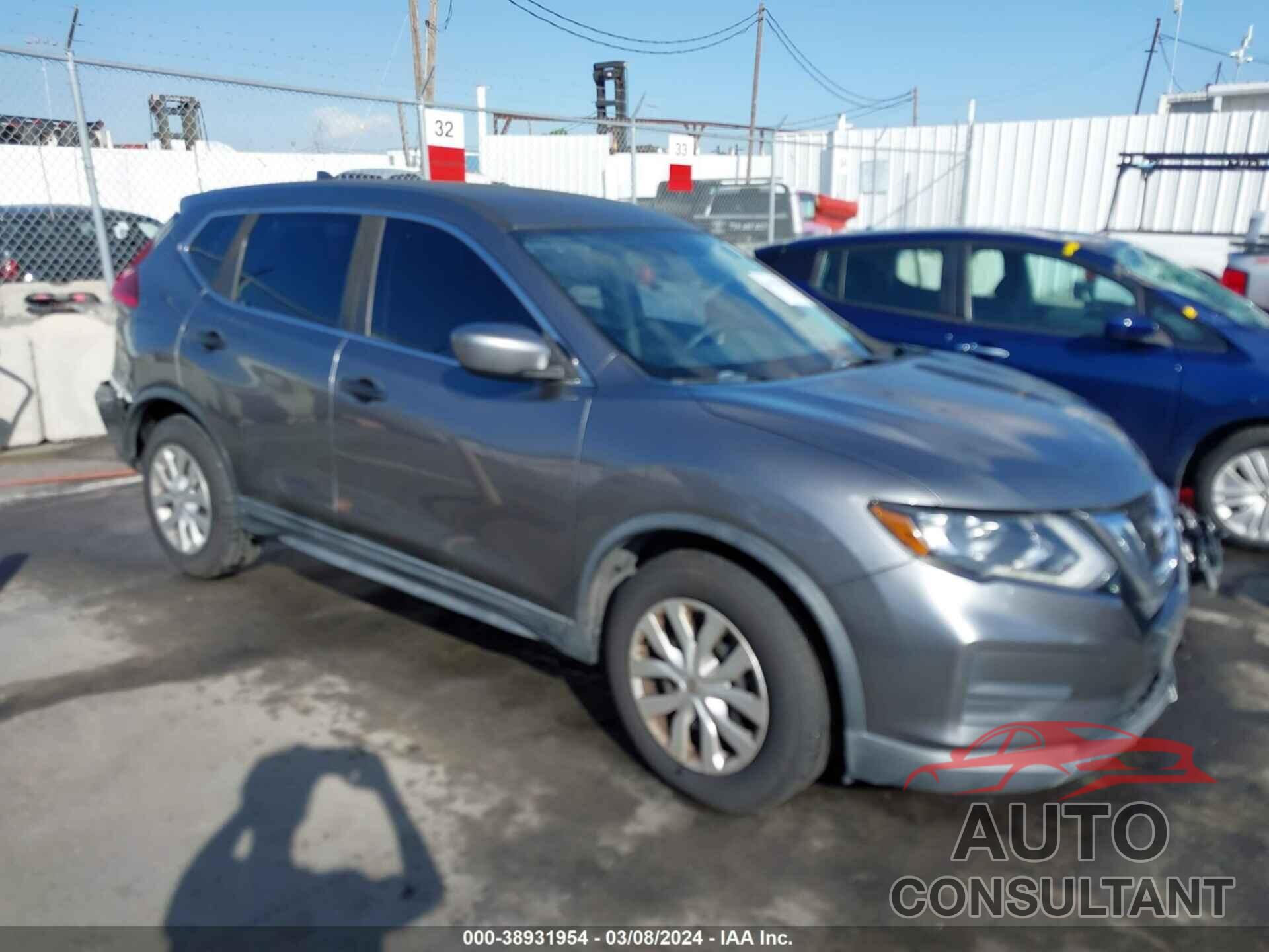 NISSAN ROGUE 2017 - KNMAT2MT6HP545490