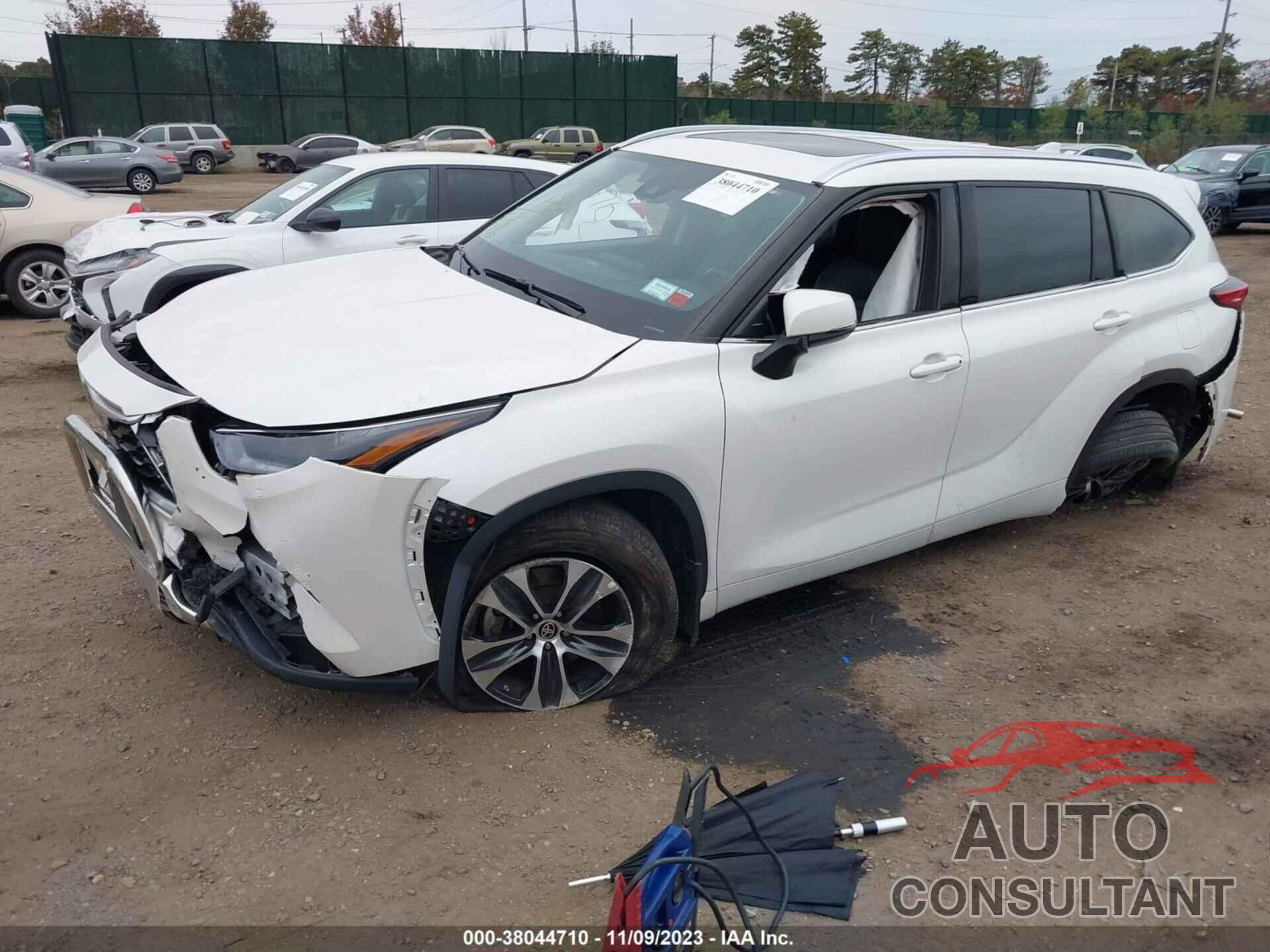 TOYOTA HIGHLANDER 2021 - 5TDGZRBH3MS544166