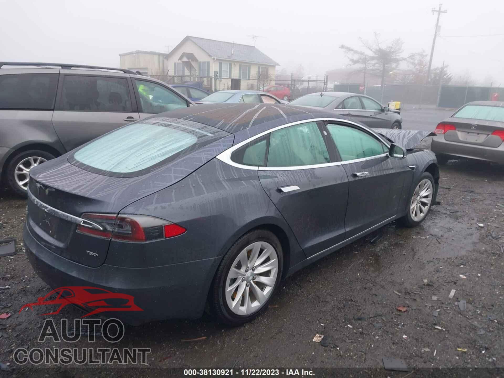 TESLA MODEL S 2018 - 5YJSA1E26JF243501