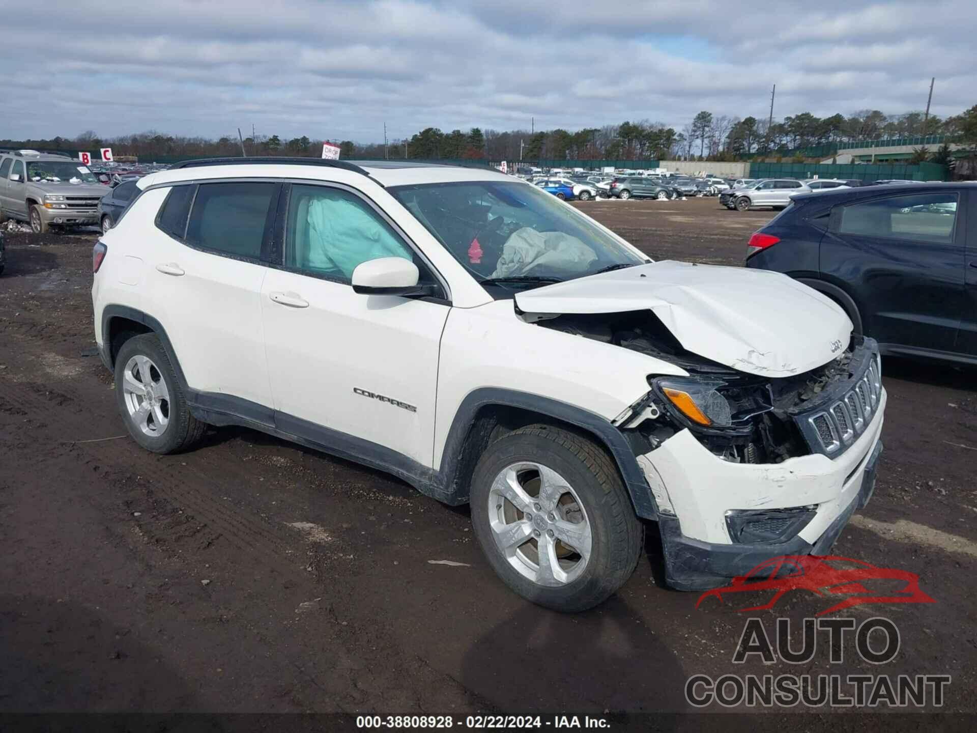 JEEP COMPASS 2018 - 3C4NJDBB3JT435754