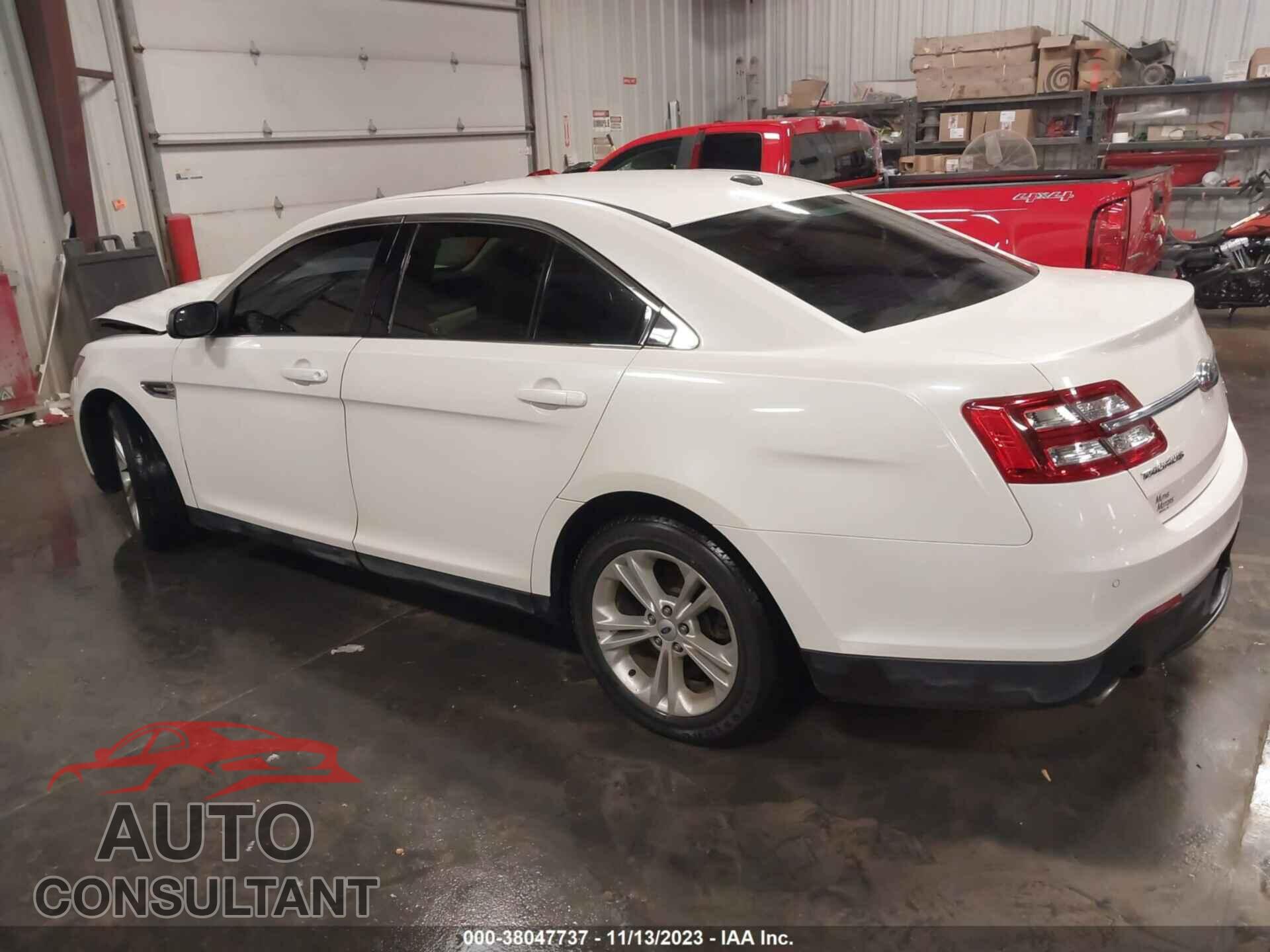 FORD TAURUS 2016 - 1FAHP2E80GG149217