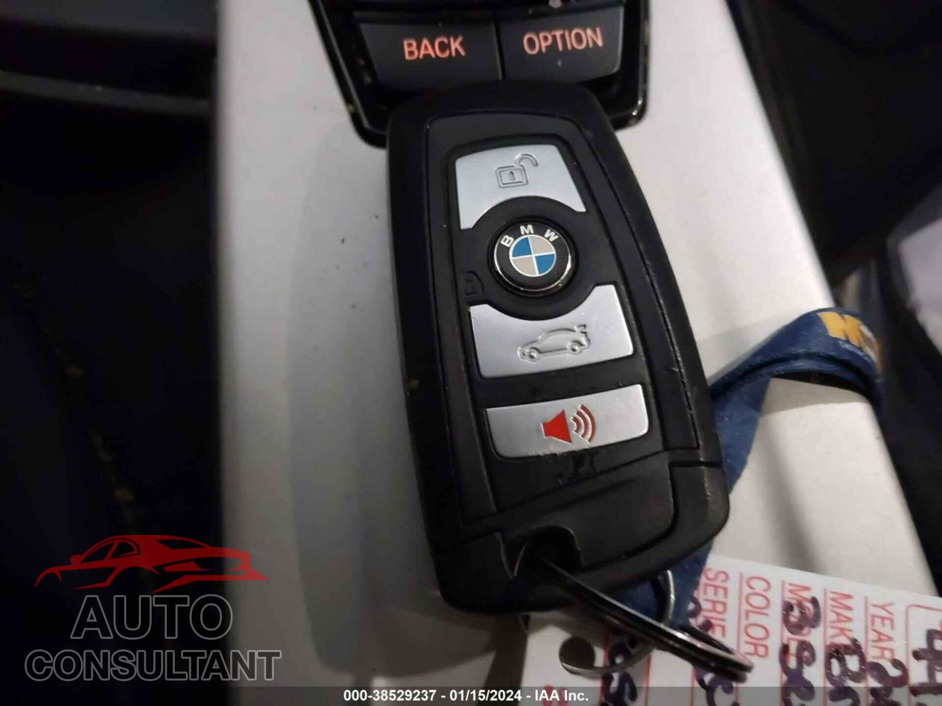 BMW 320I 2018 - WBA8A3C55JA489528