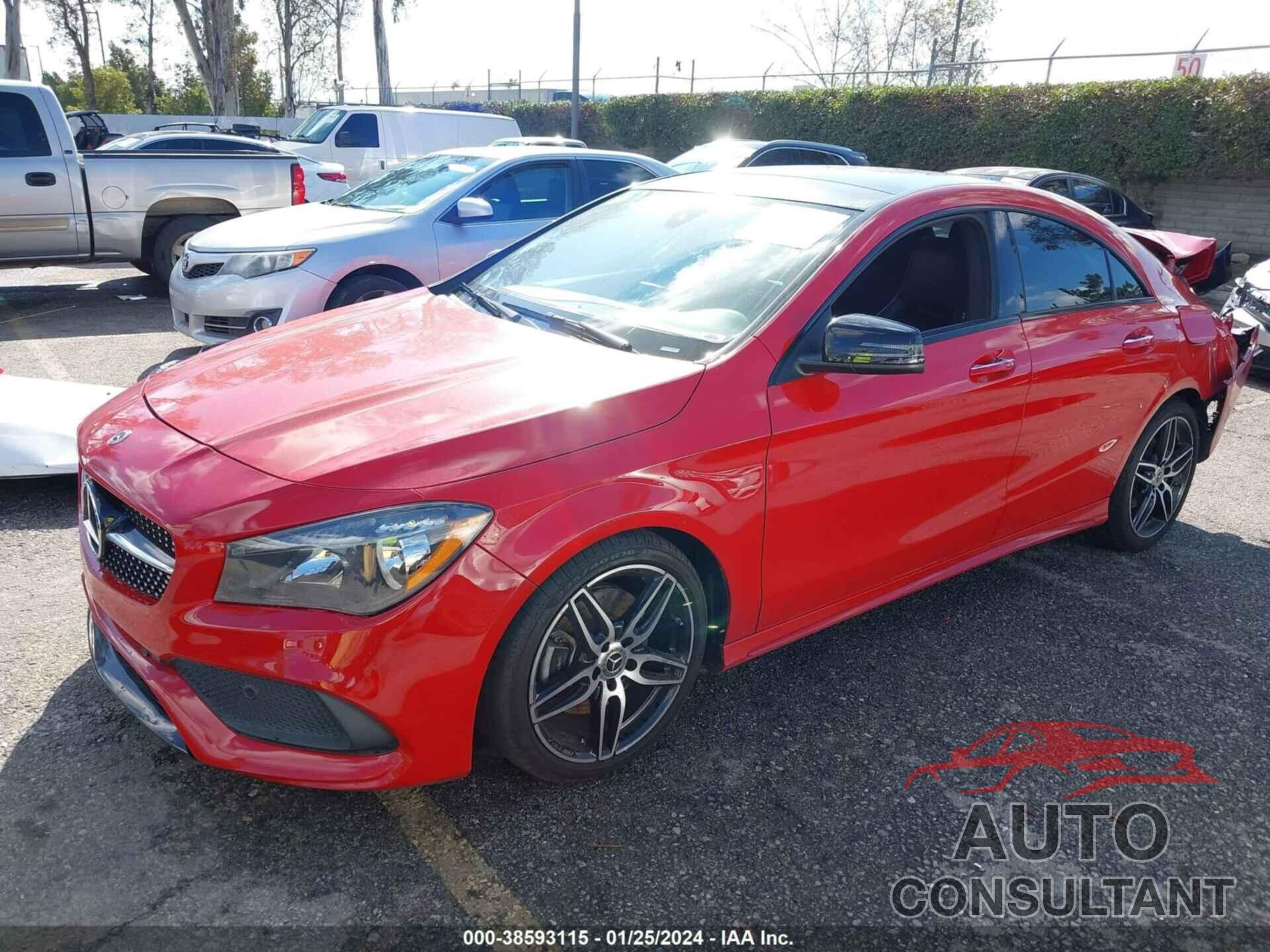 MERCEDES-BENZ CLA 250 2018 - WDDSJ4EB8JN587758