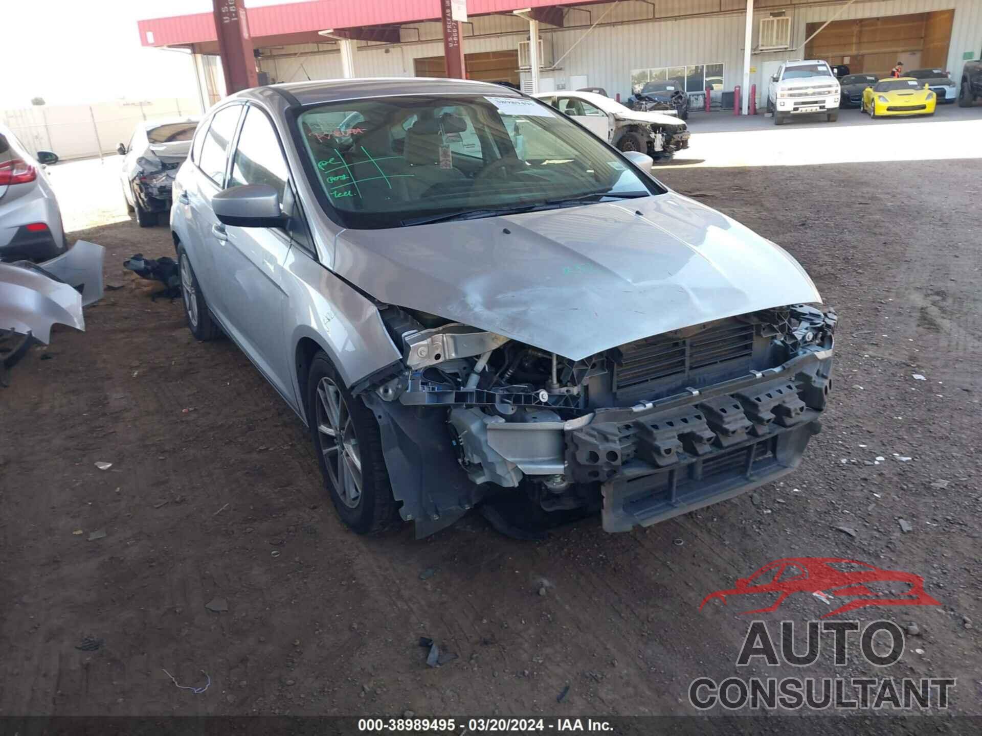 FORD FOCUS 2018 - 1FADP3K26JL326923