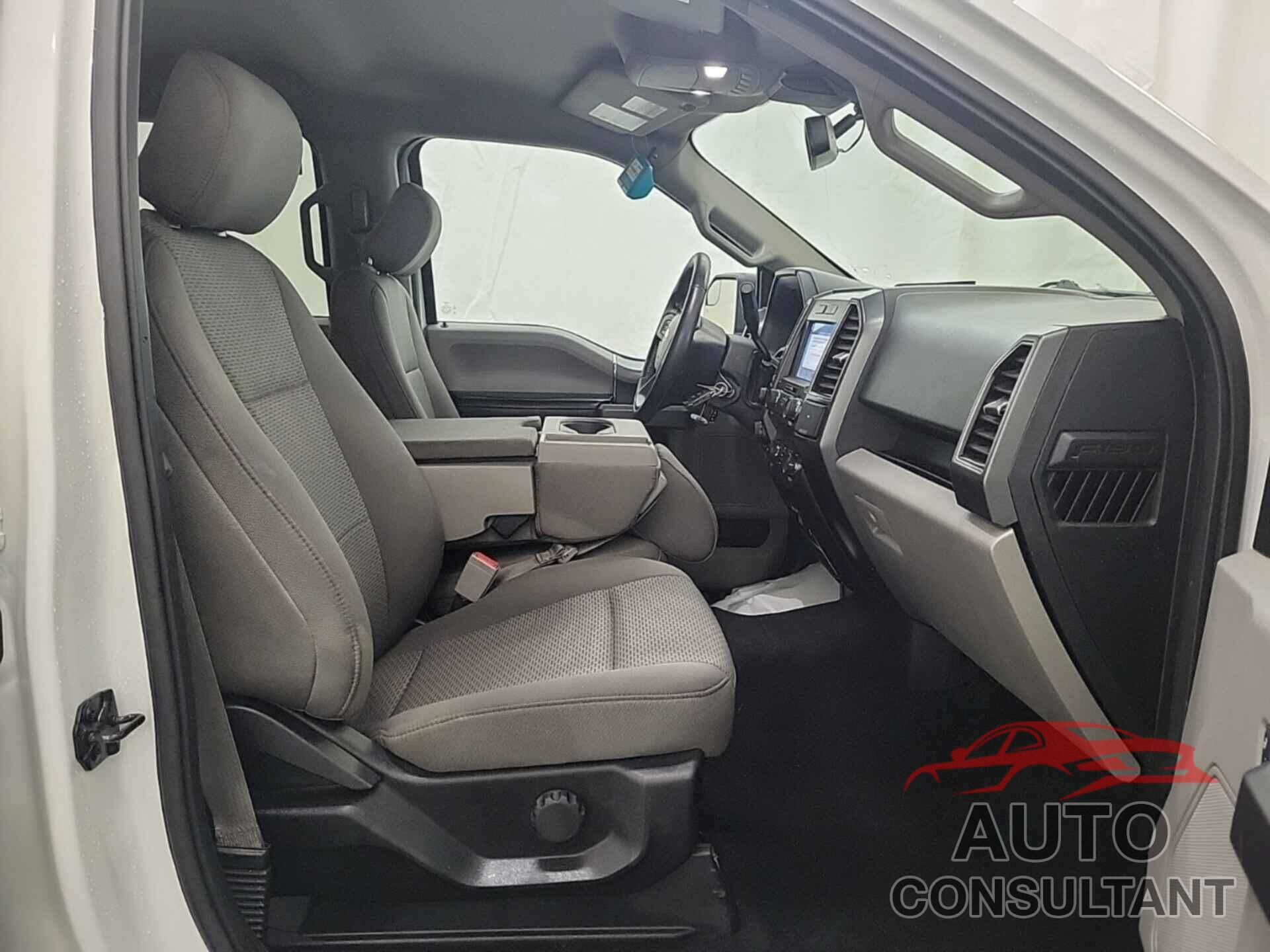 FORD F150 2019 - 1FTEW1E45KFA43402