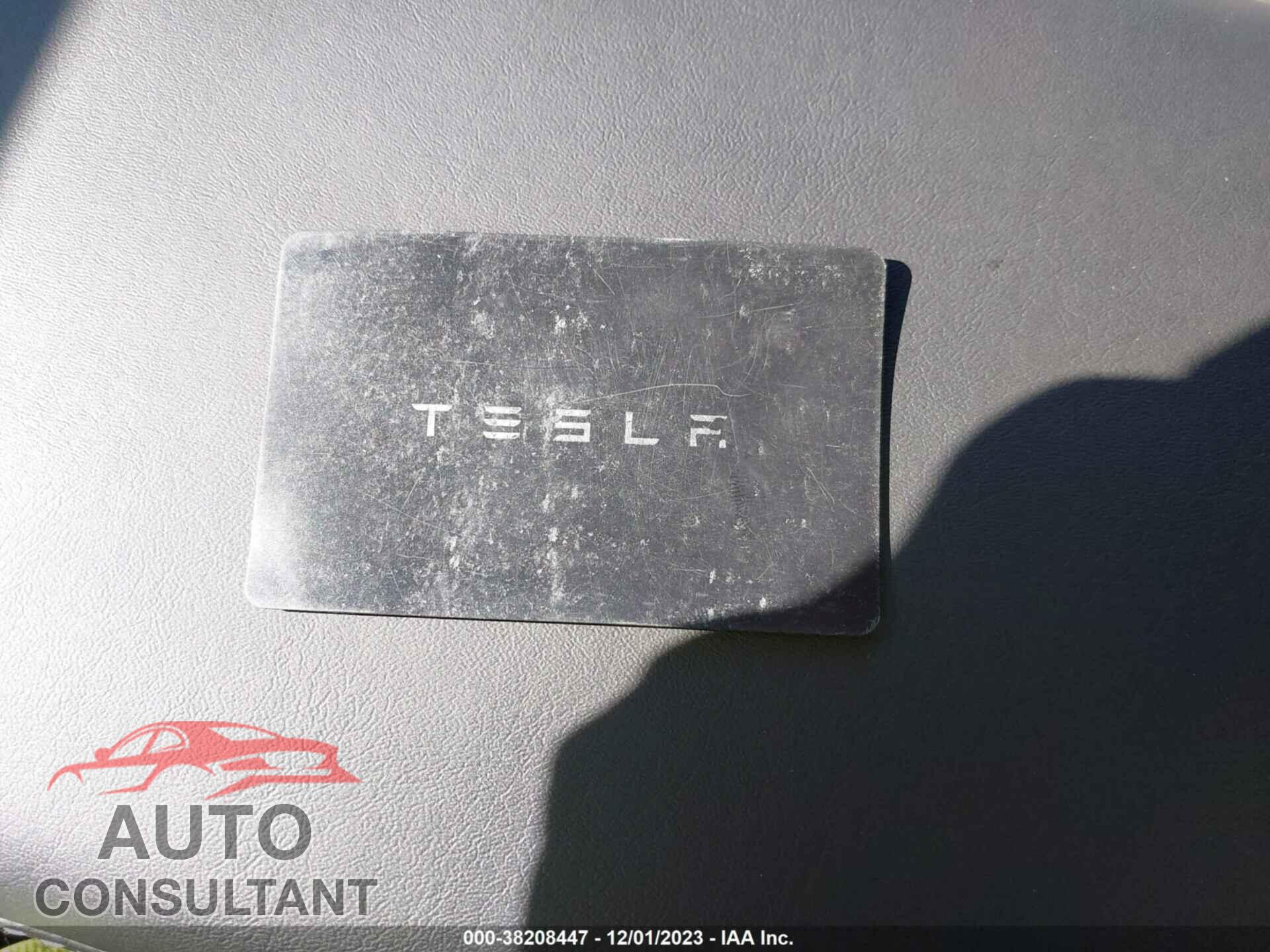 TESLA MODEL Y 2021 - 5YJYGDEE6MF179727