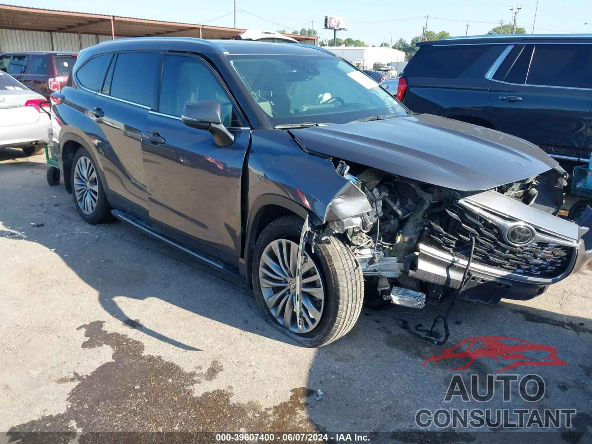 TOYOTA HIGHLANDER 2021 - 5TDFZRAH3MS053982