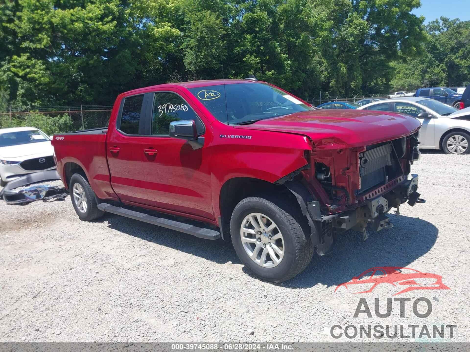 CHEVROLET SILVERADO 1500 2021 - 1GCRYDED7MZ139241