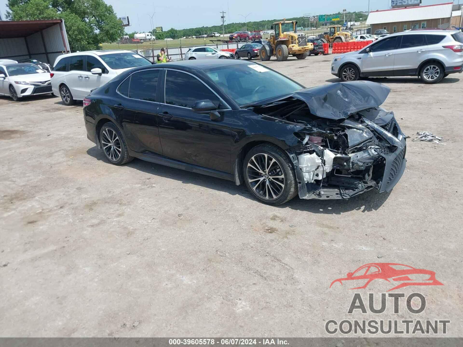 TOYOTA CAMRY 2020 - 4T1G11AK4LU877570